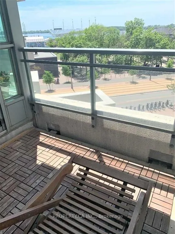 228 Queens Quay W, #510