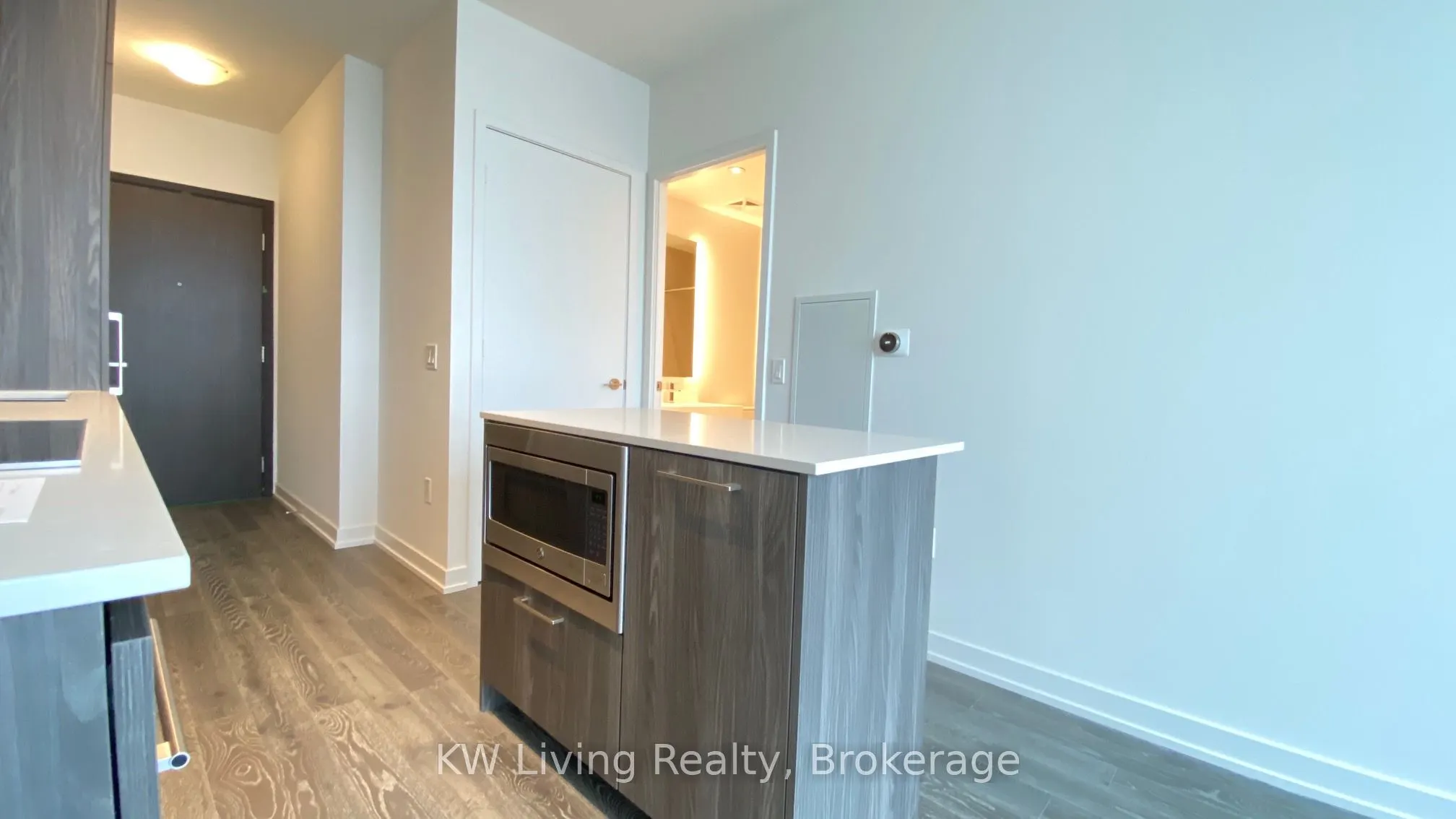1 Yorkville Avenue, #3104