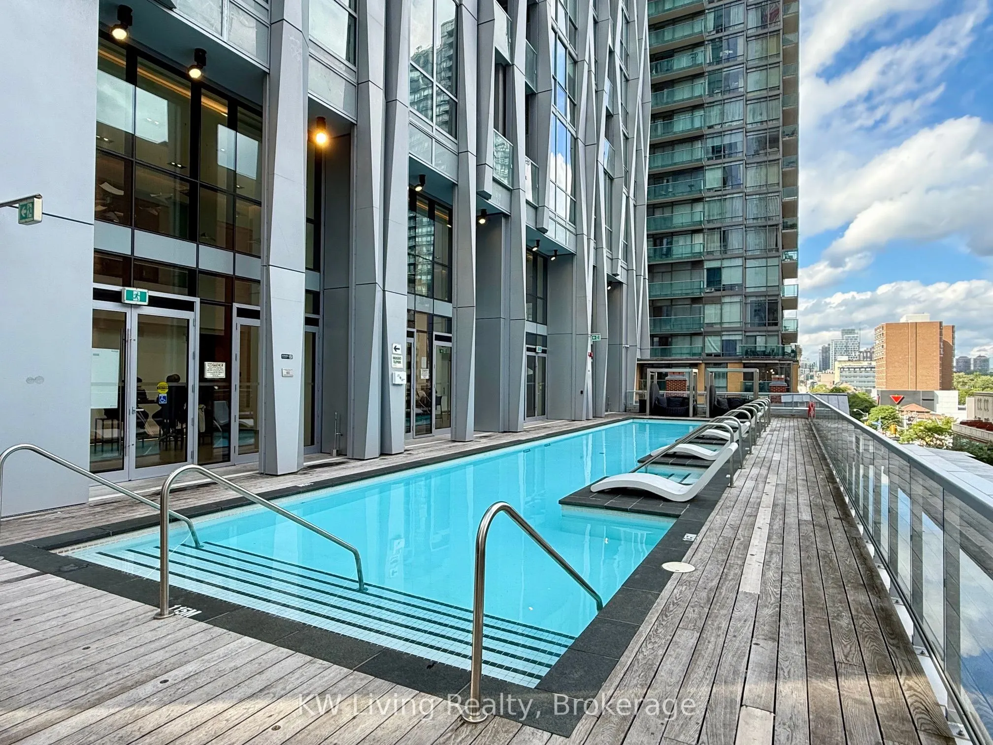 1 Yorkville Avenue, #3104