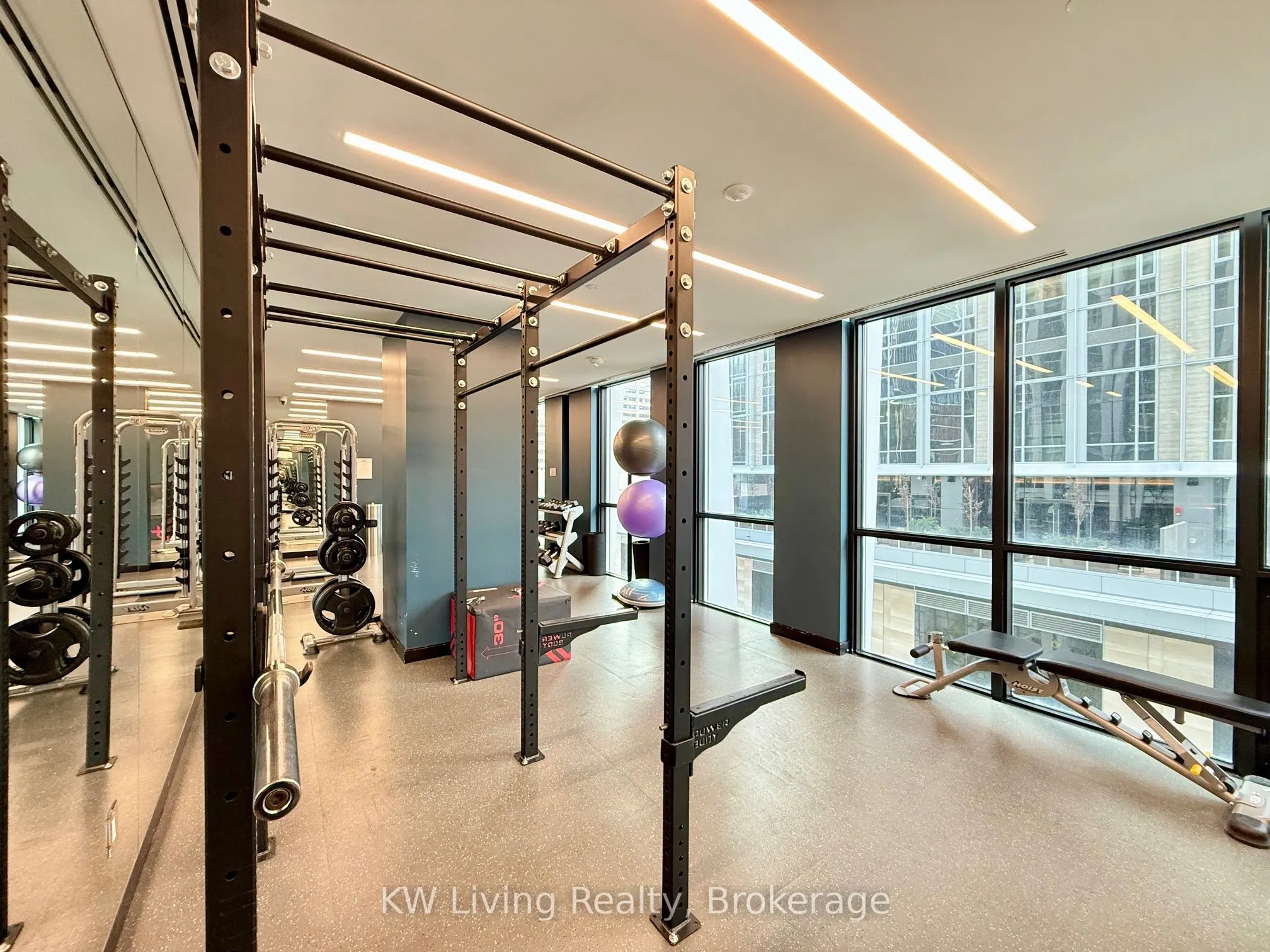 1 Yorkville Avenue, #3104