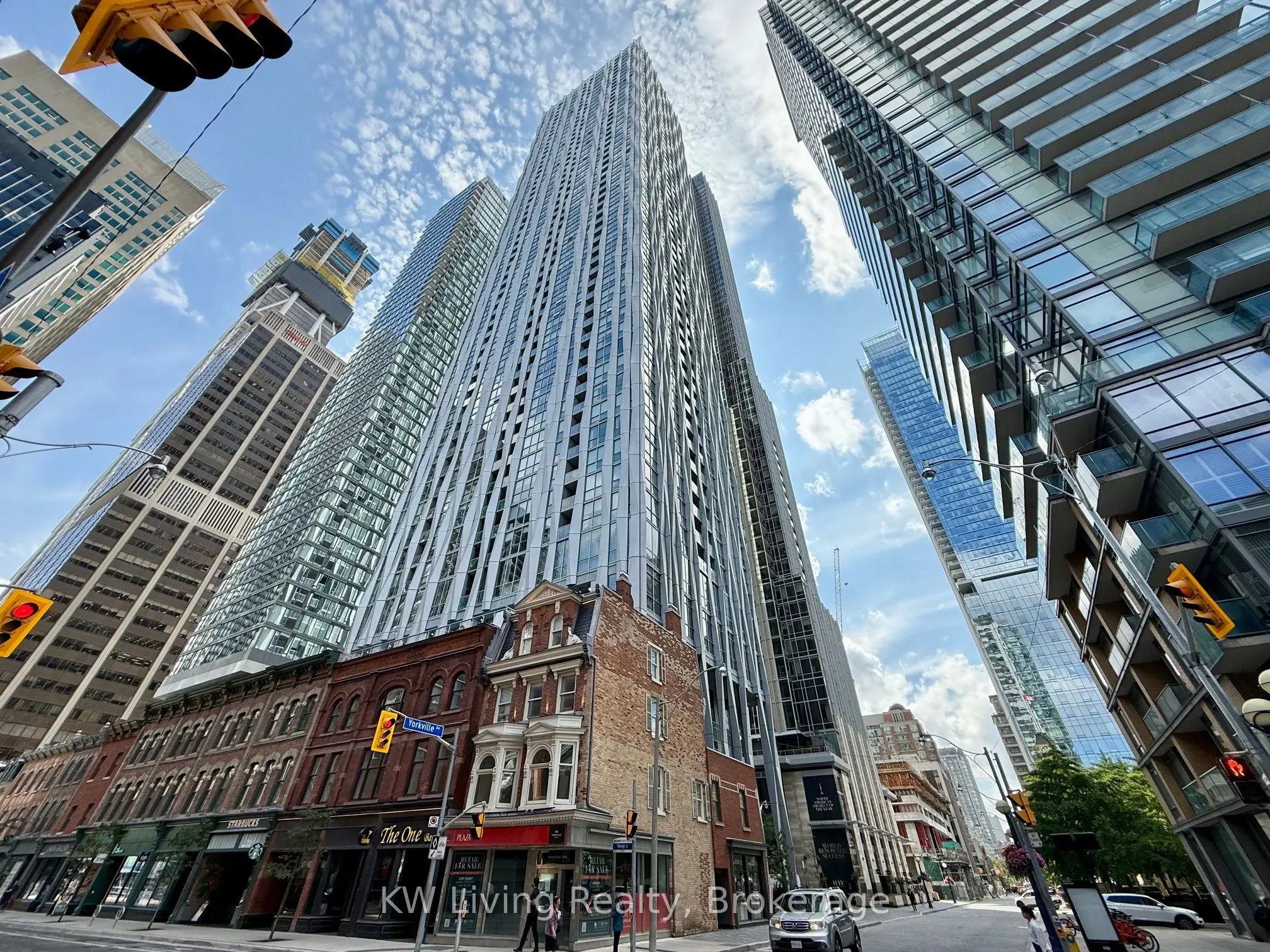 1 Yorkville Avenue, #3104
