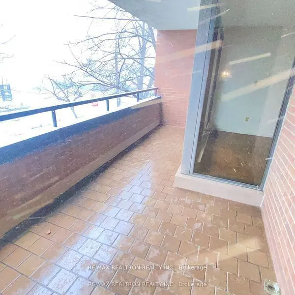 349 St Clair Avenue W, #115