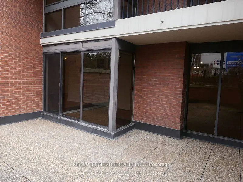 349 St Clair Avenue W, #115