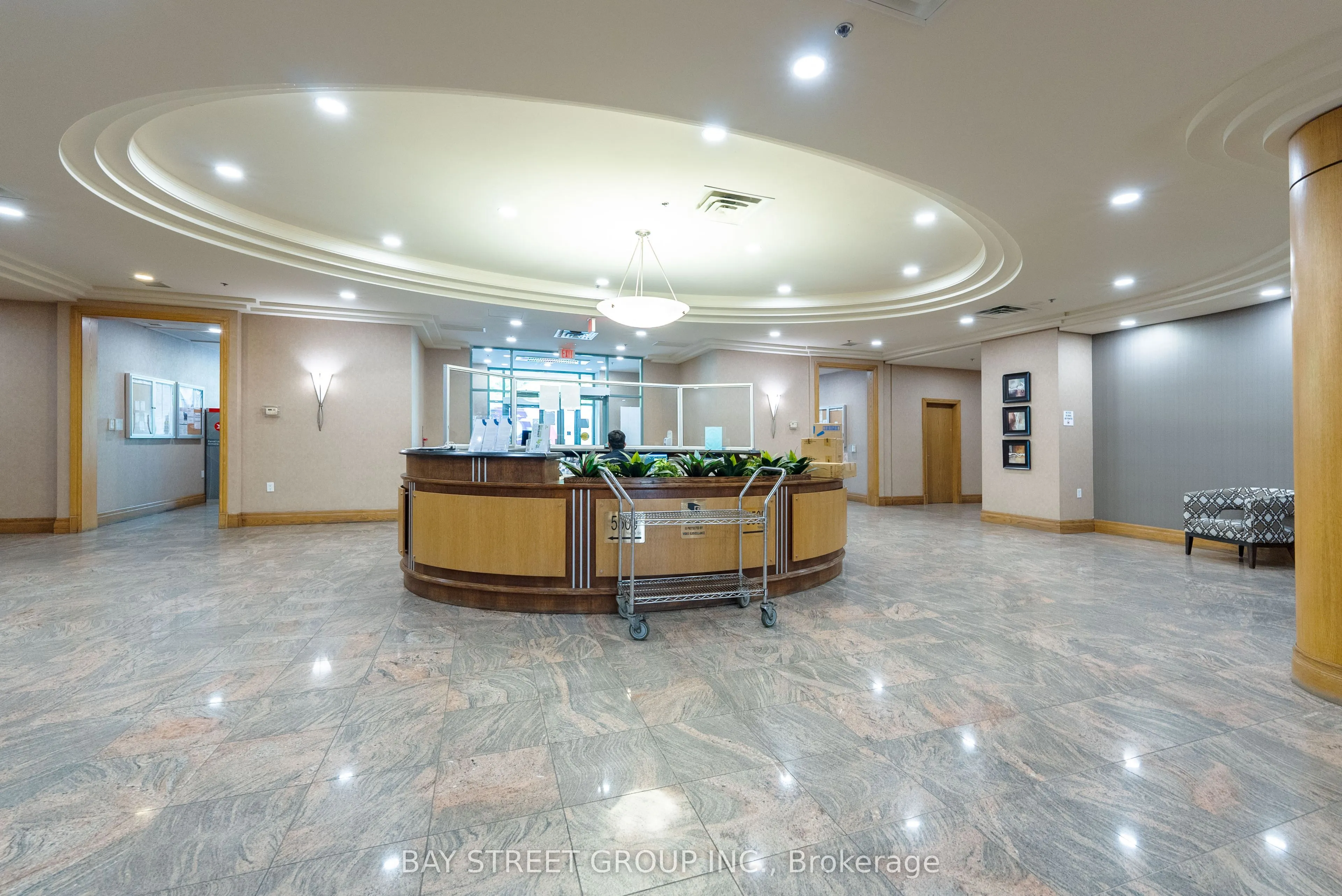 5500 Yonge Street, #1905