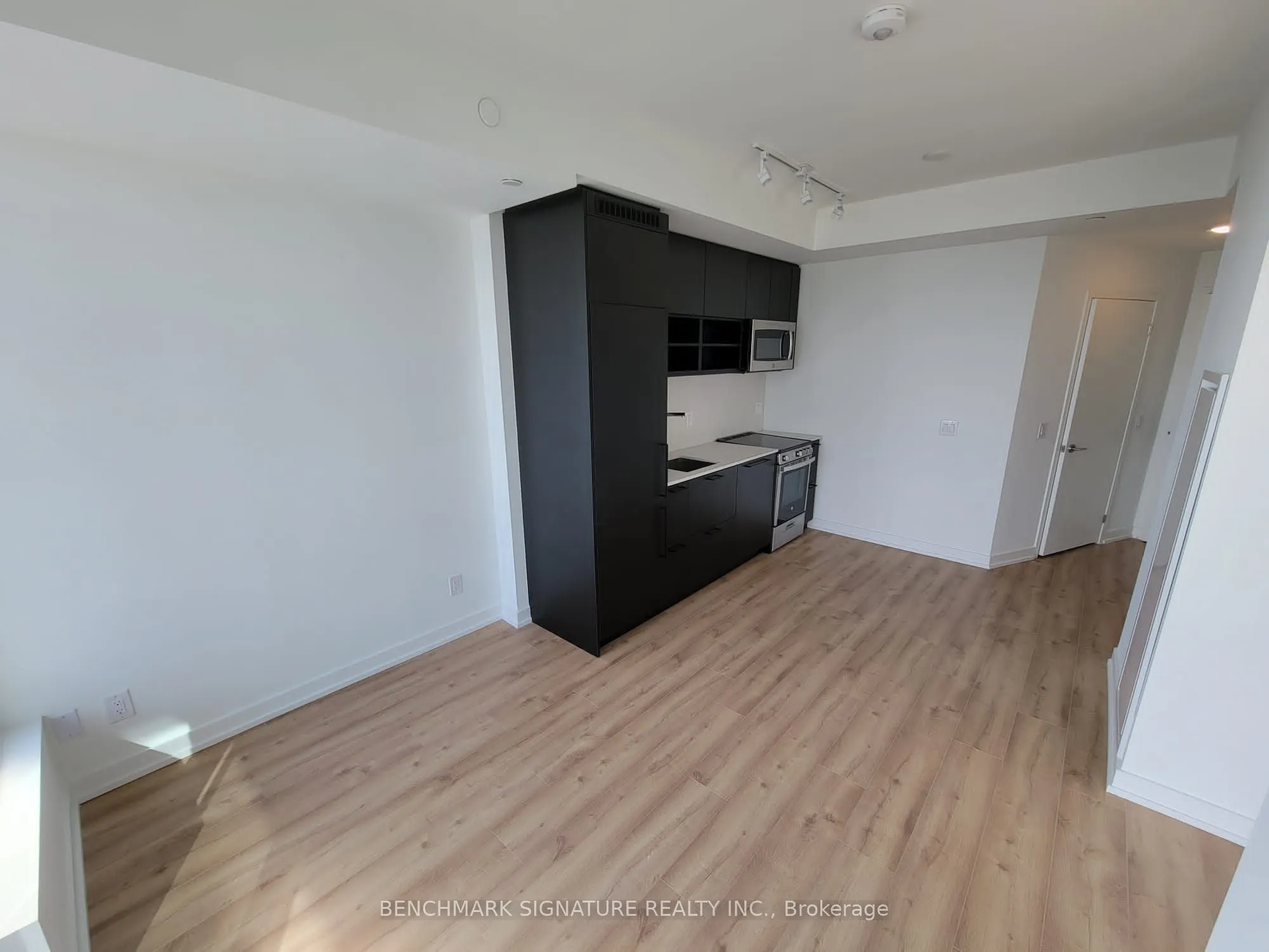 135 East Liberty Street, #2510