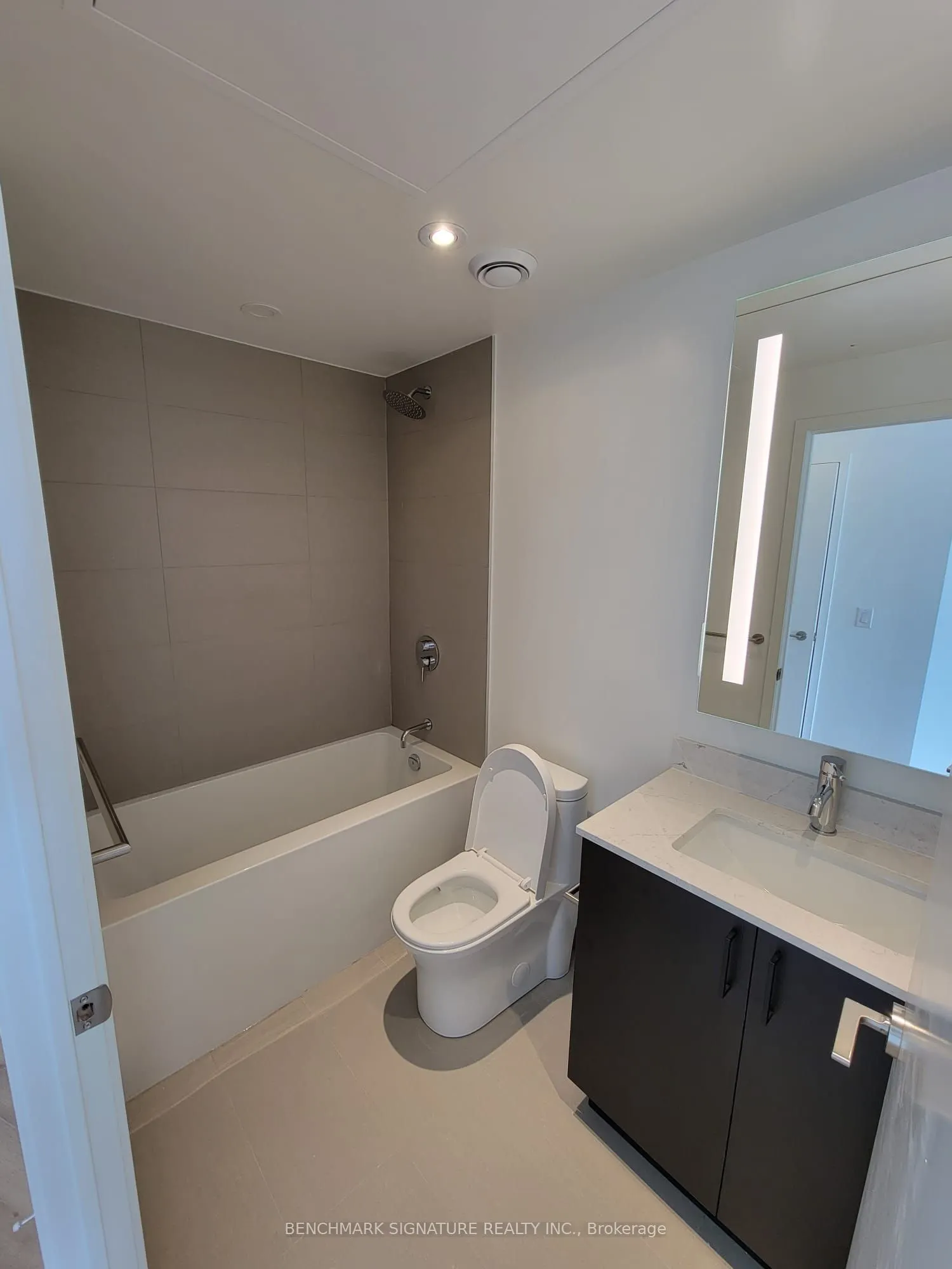 135 East Liberty Street, #2510