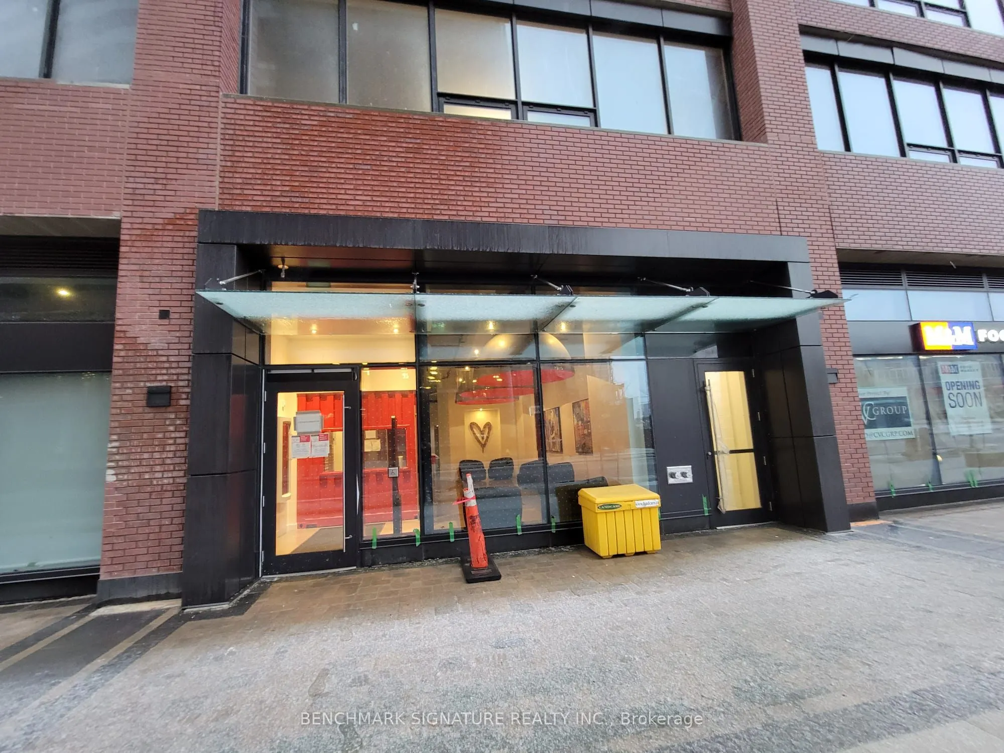 135 East Liberty Street, #2510
