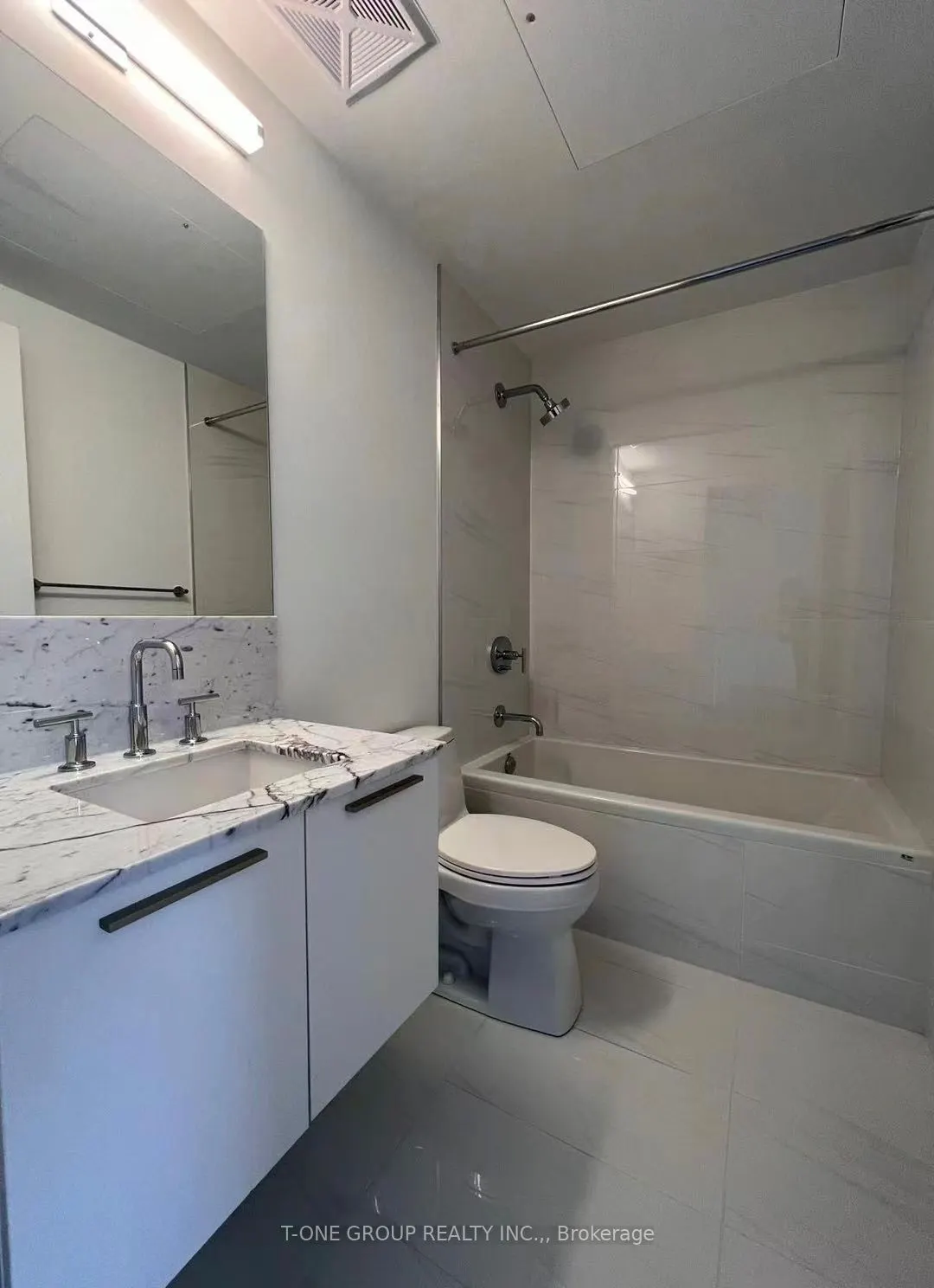 3 Gloucester Street, #1508