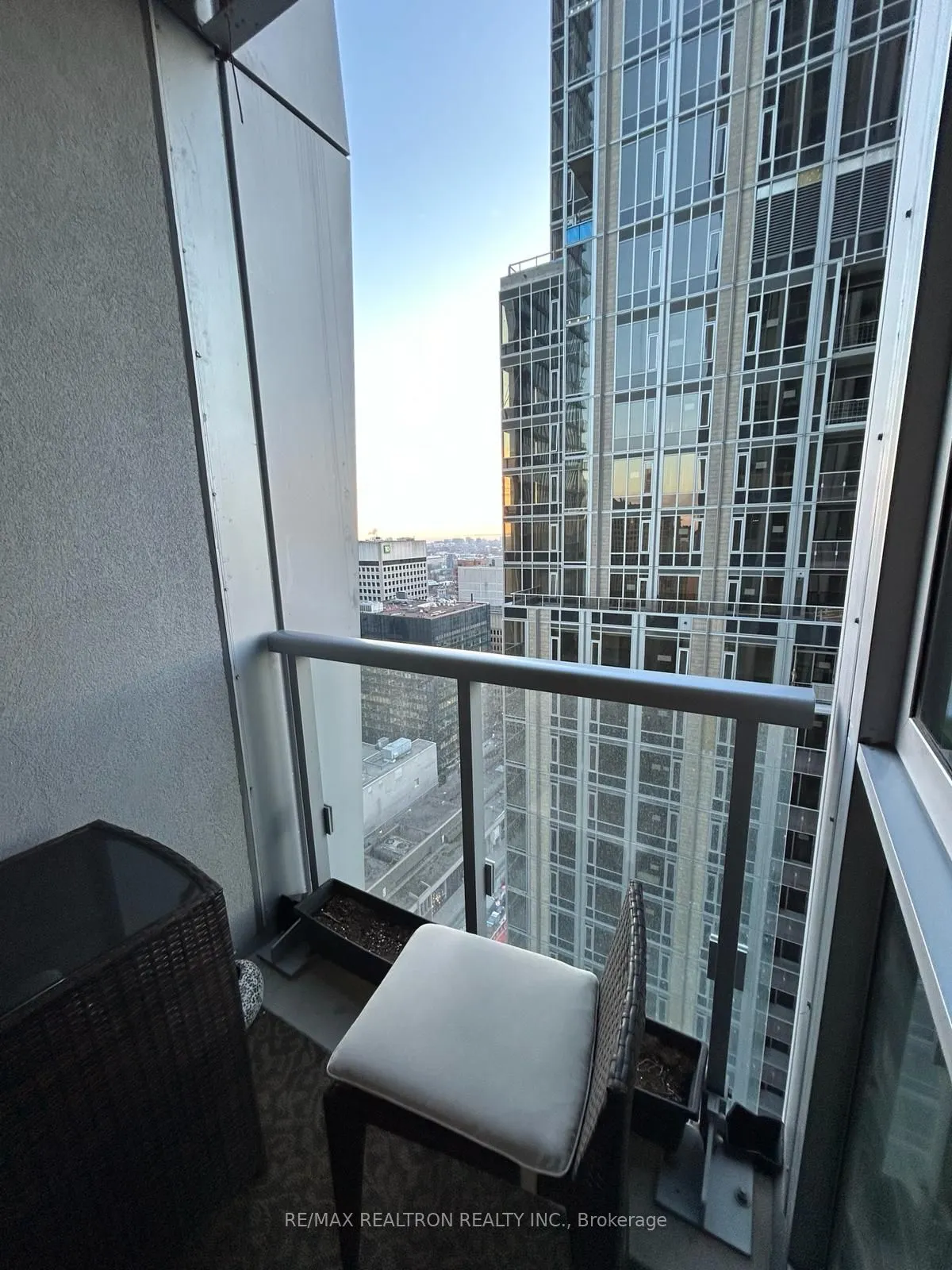 1 Yorkville Avenue, #2702