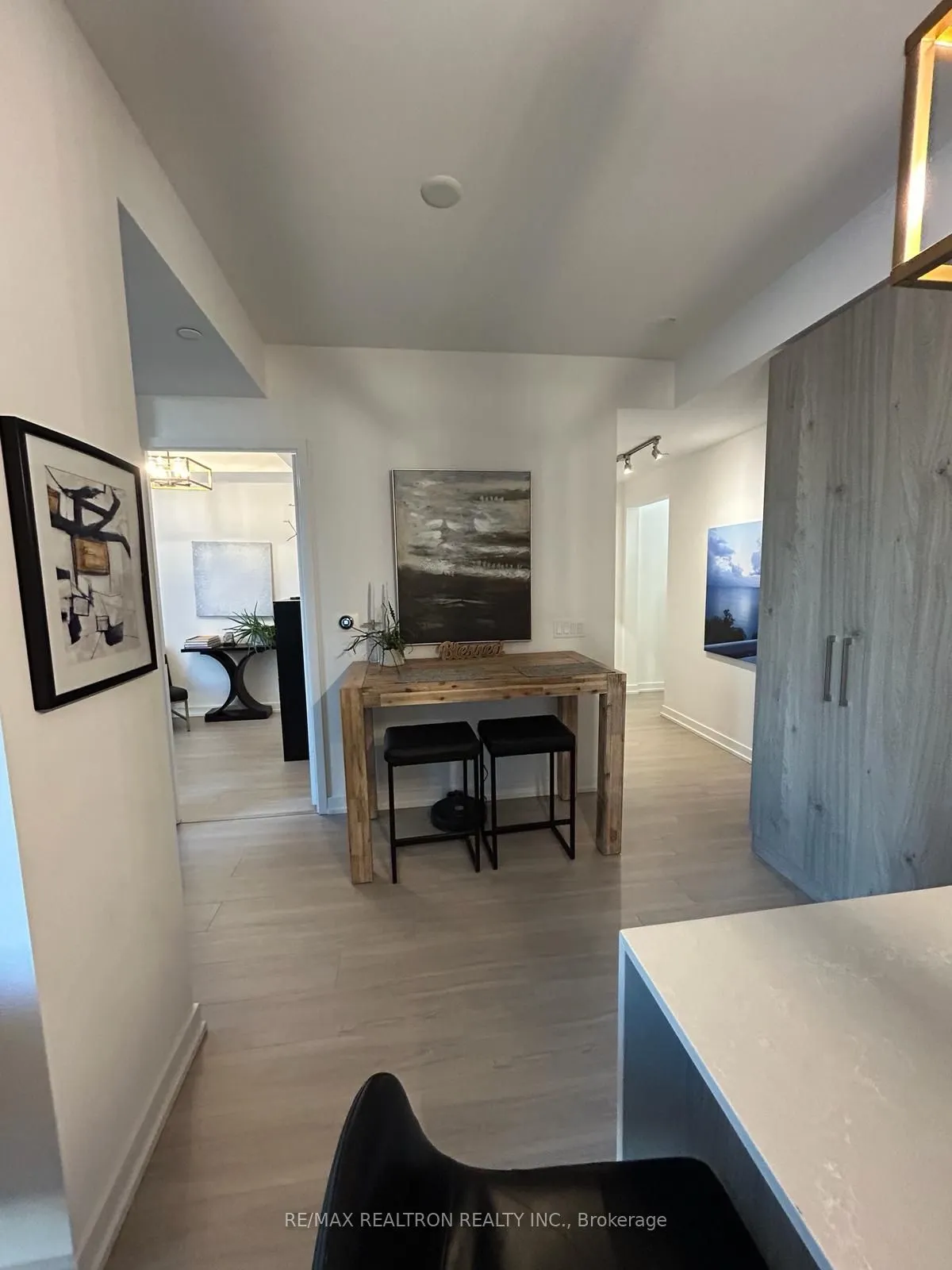 1 Yorkville Avenue, #2702