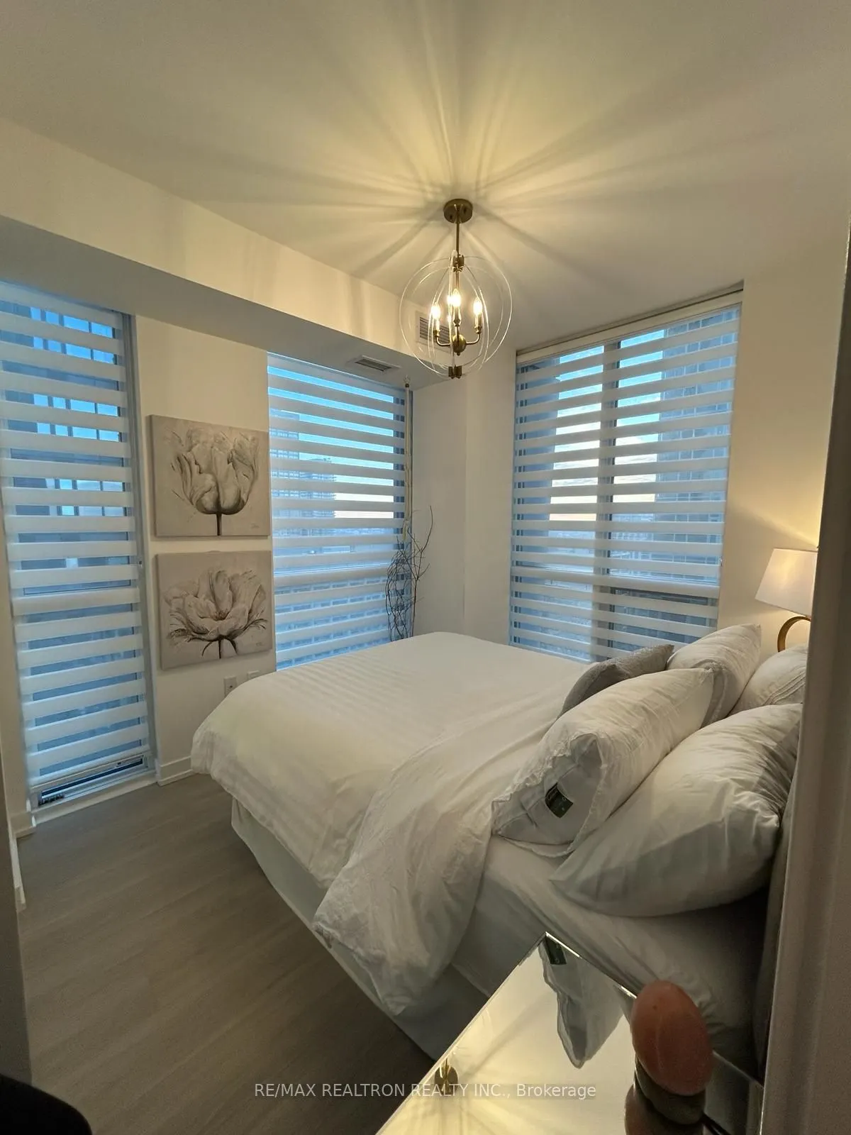 1 Yorkville Avenue, #2702
