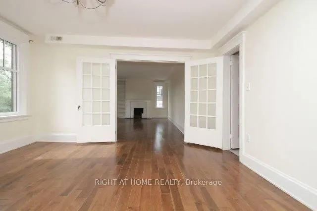 31 Oriole Parkway, #2nd Flr