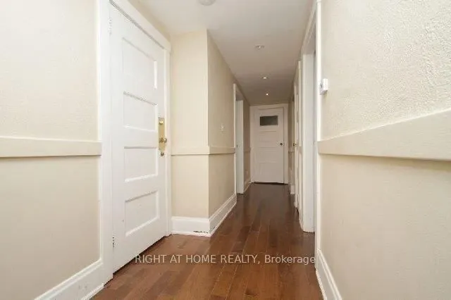31 Oriole Parkway, #2nd Flr
