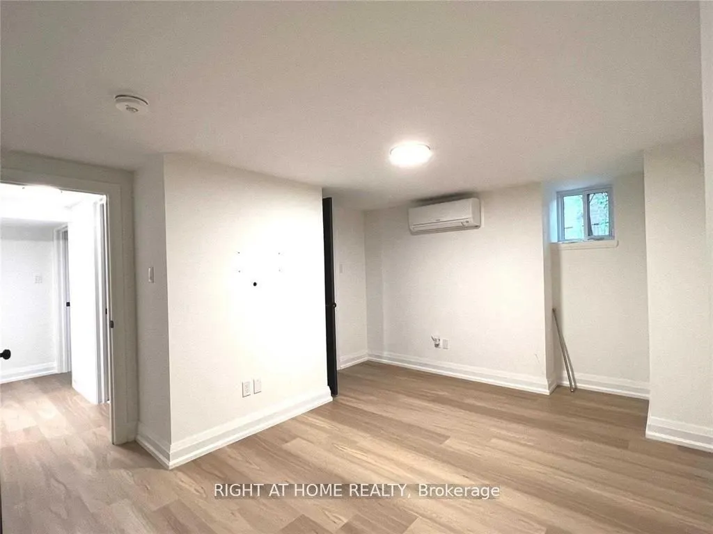 31 Oriole Parkway, #Bsmt
