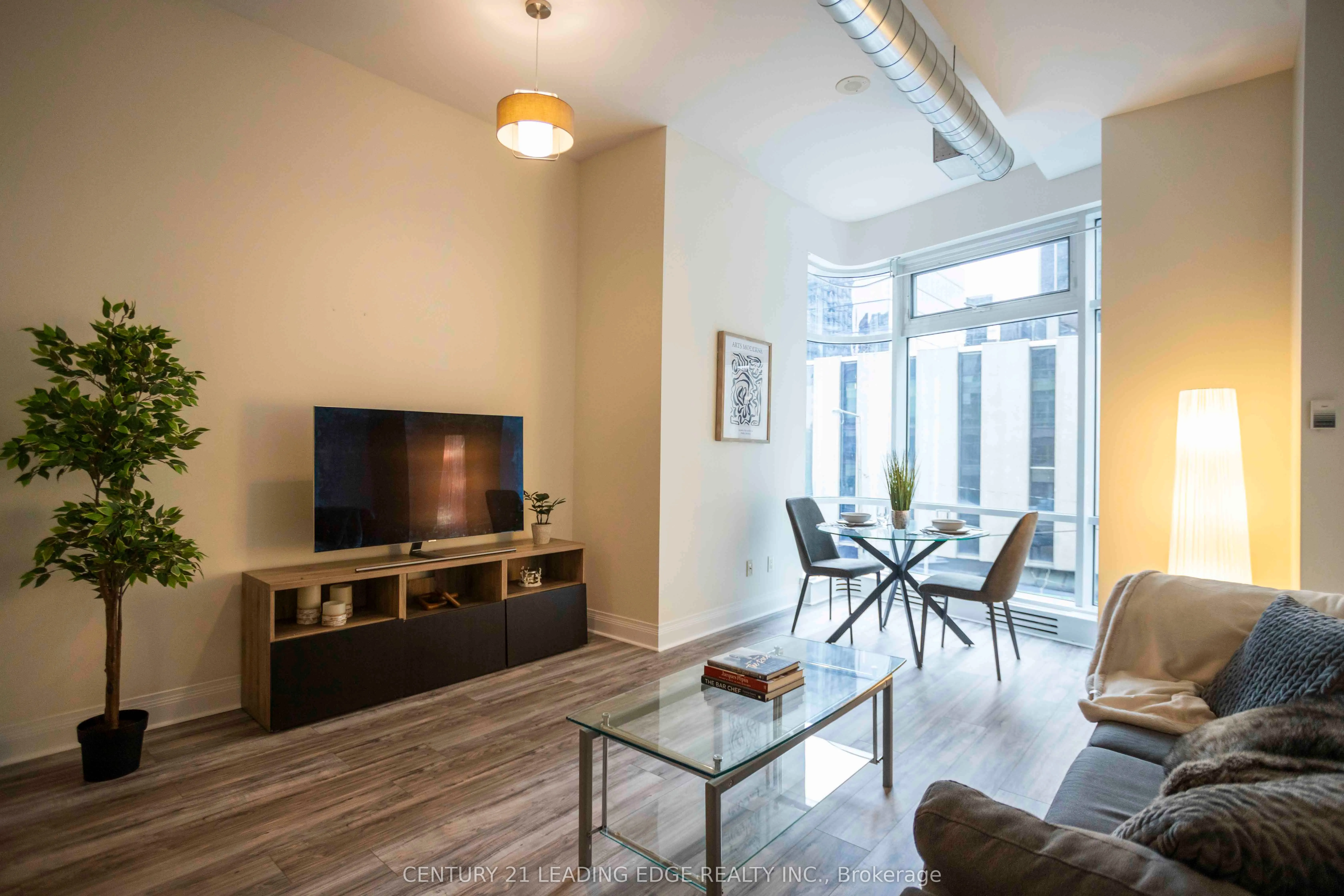 2191 Yonge Street, #L5