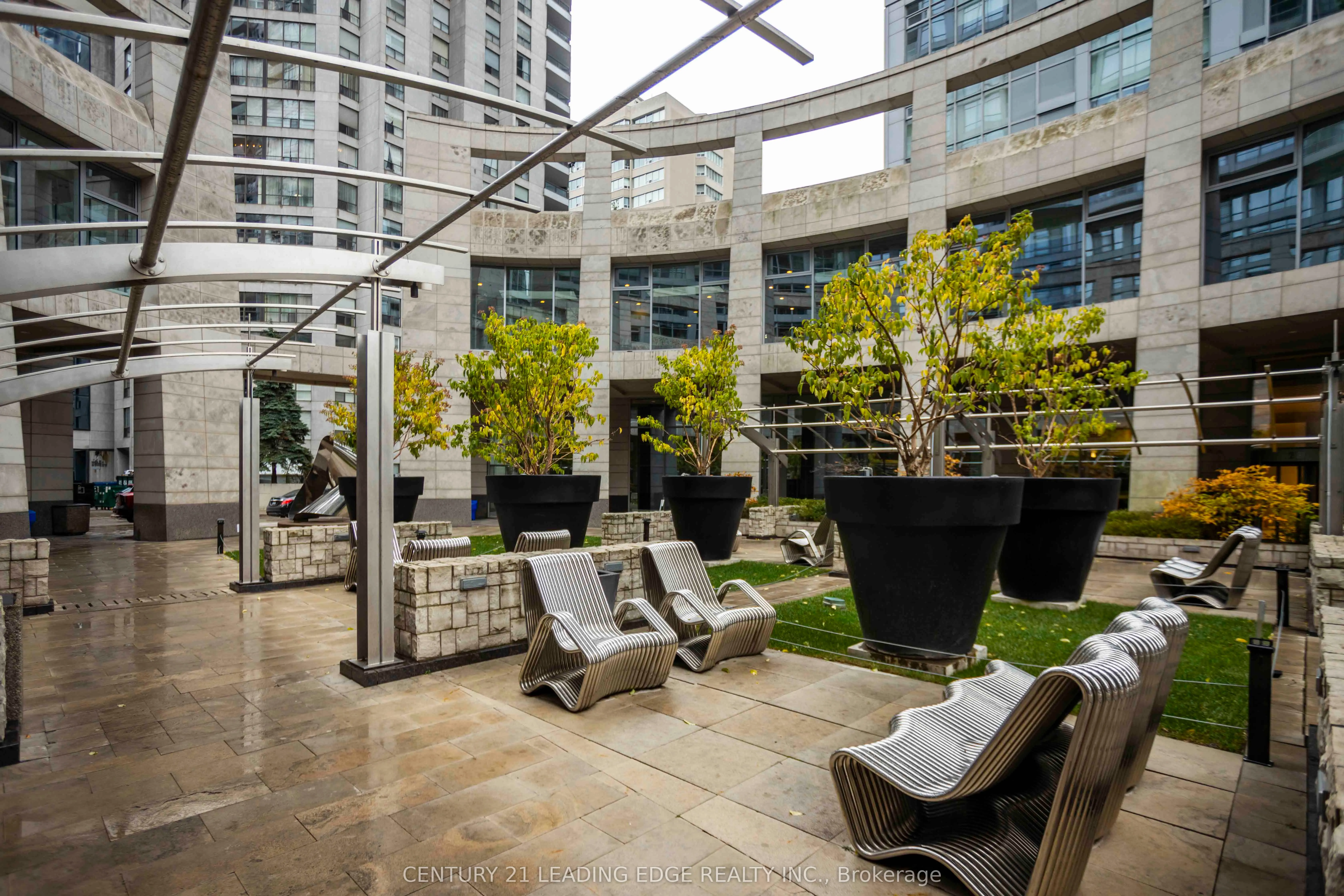 2191 Yonge Street, #L5