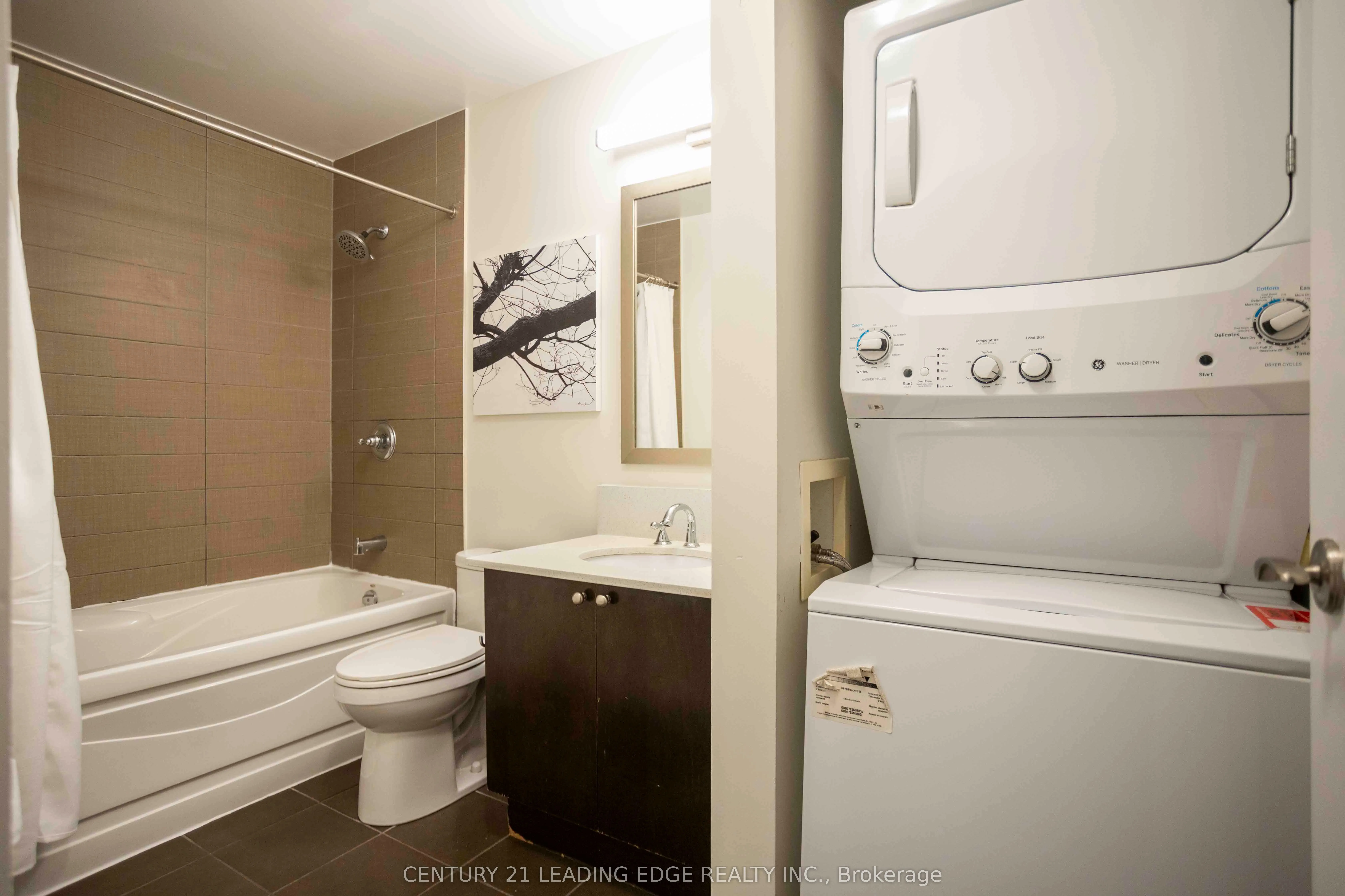 2191 Yonge Street, #L5