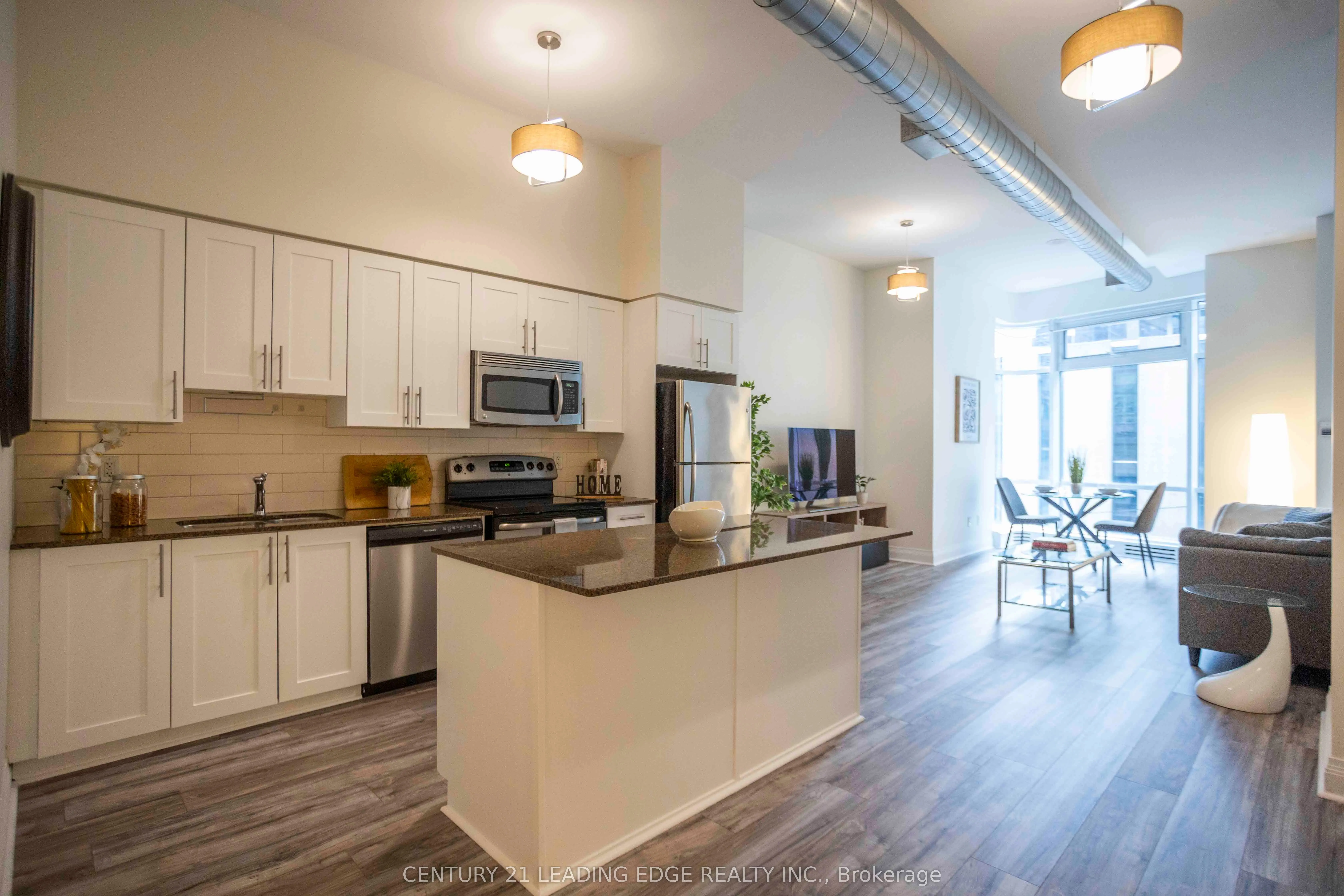 2191 Yonge Street, #L5