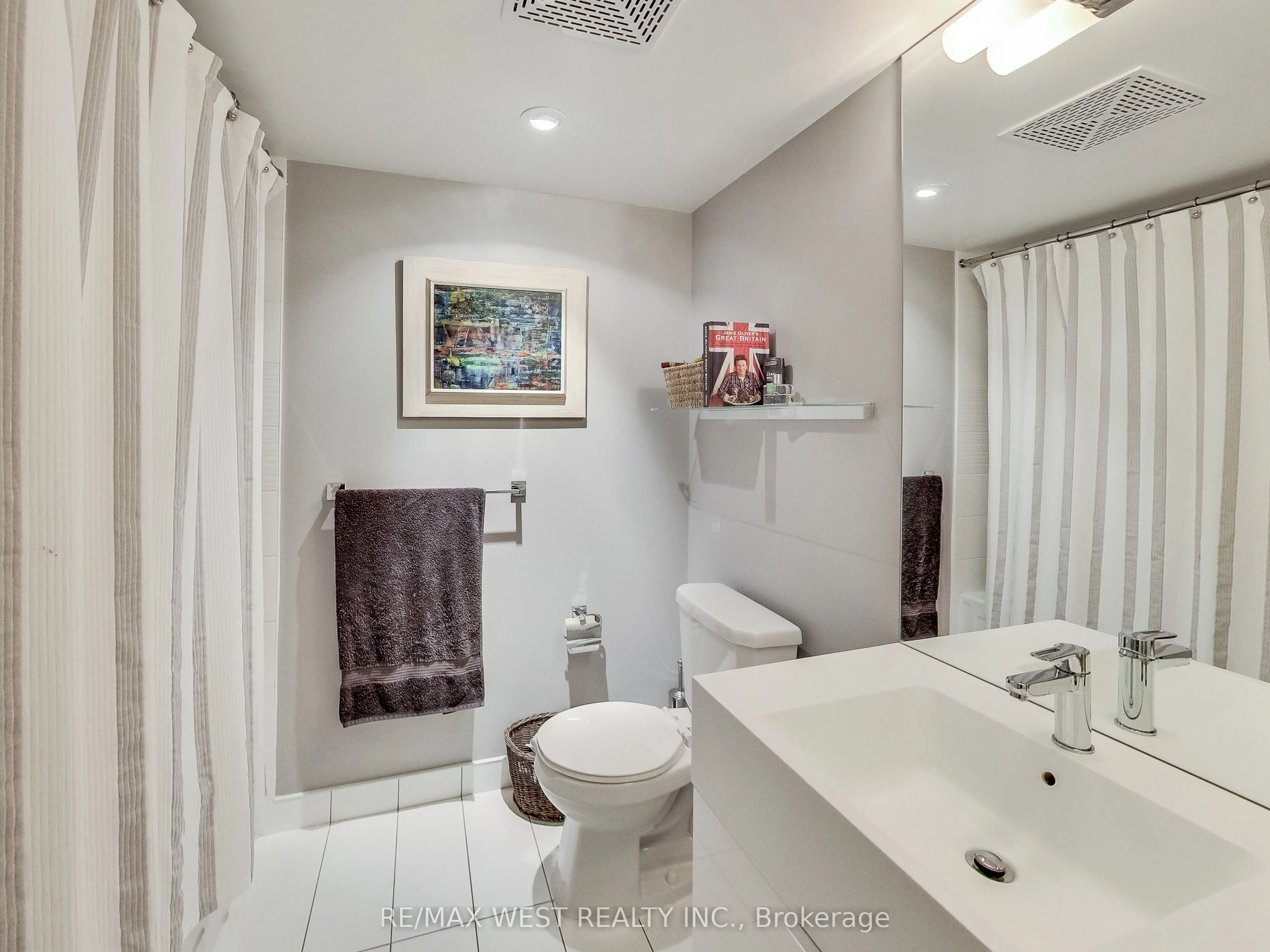 15 Iceboat Terrace E, #1110