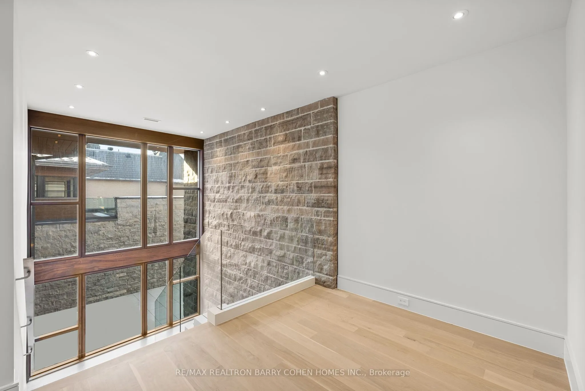 103 Old Colony Road