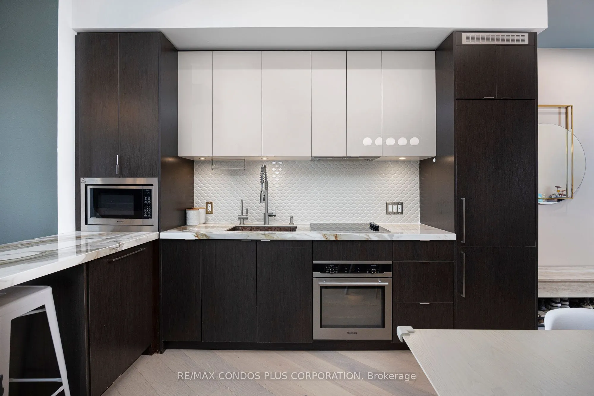 125 Blue Jays Way, #5303