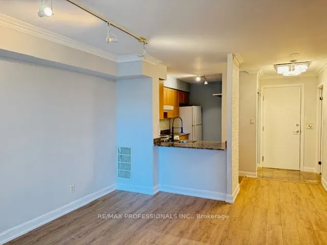 323 Richmond Street, #307