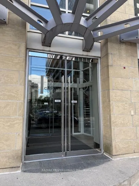 323 Richmond Street, #307
