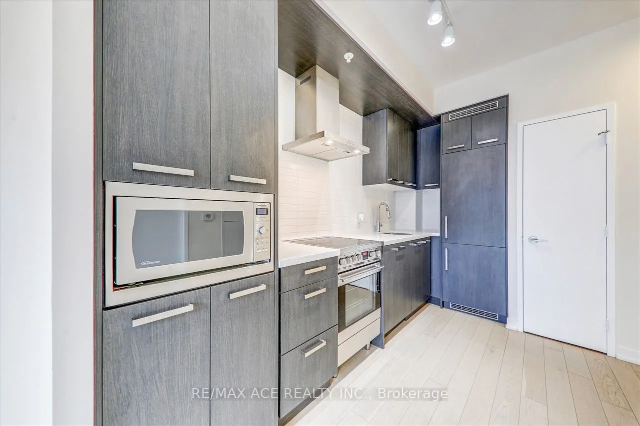 455 Front Street E, #S317