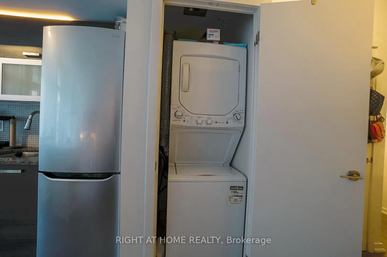 36 Lisgar Street, #601W