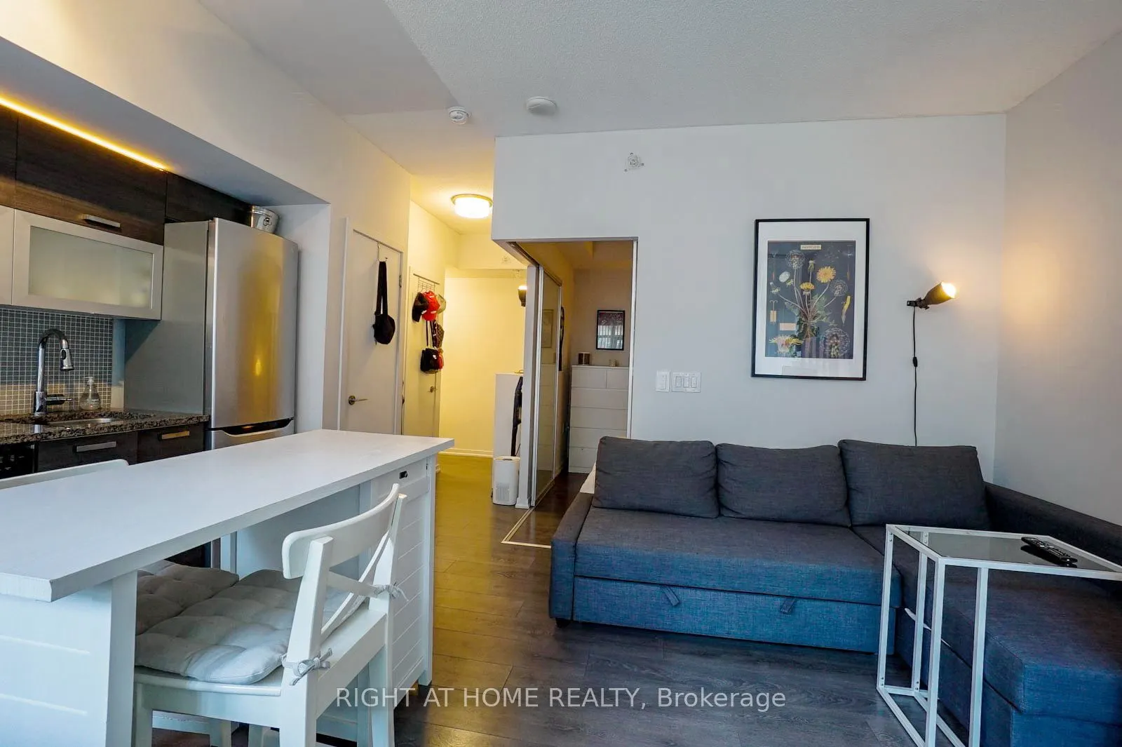 36 Lisgar Street, #601W