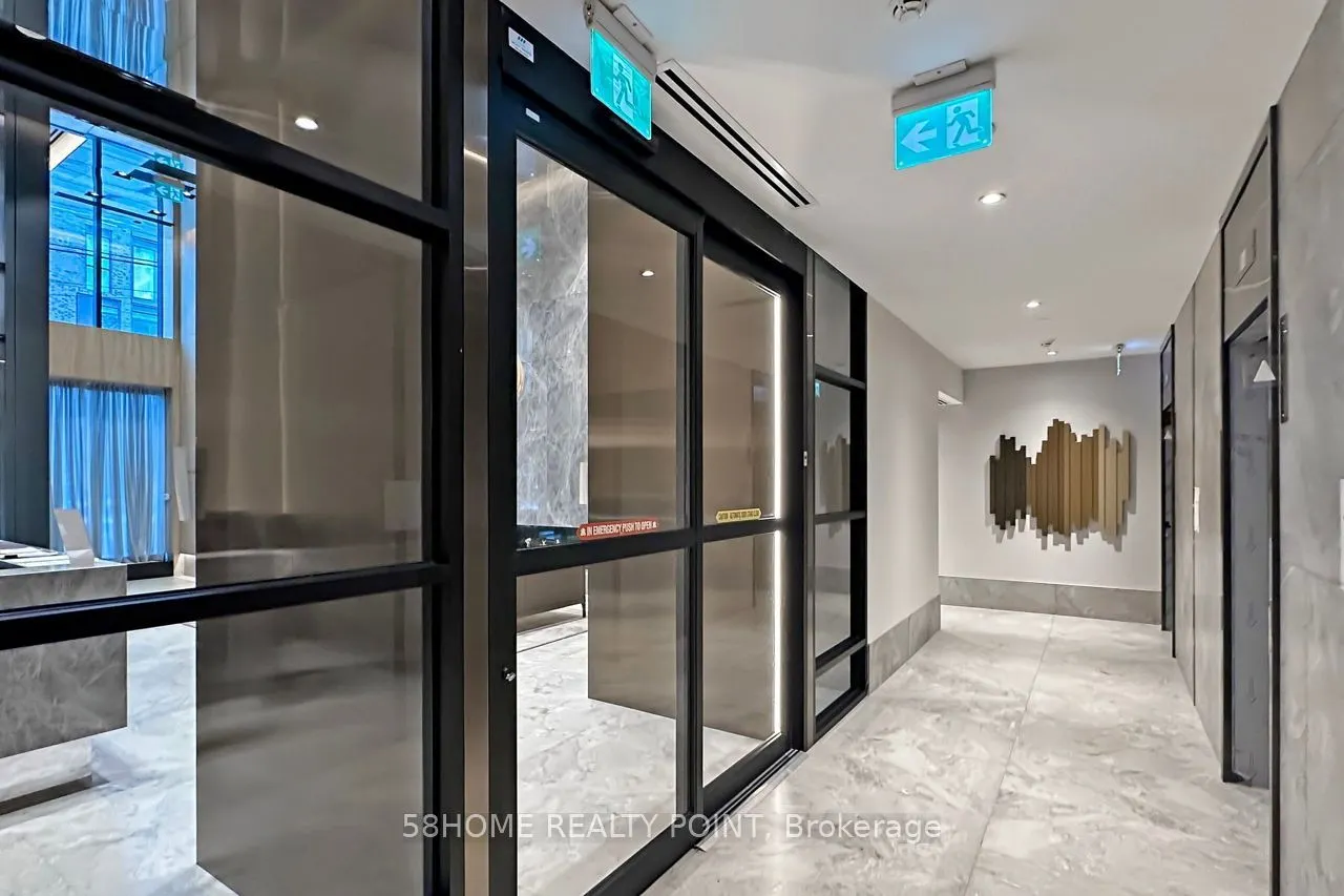 252 Church Street, #Ph00