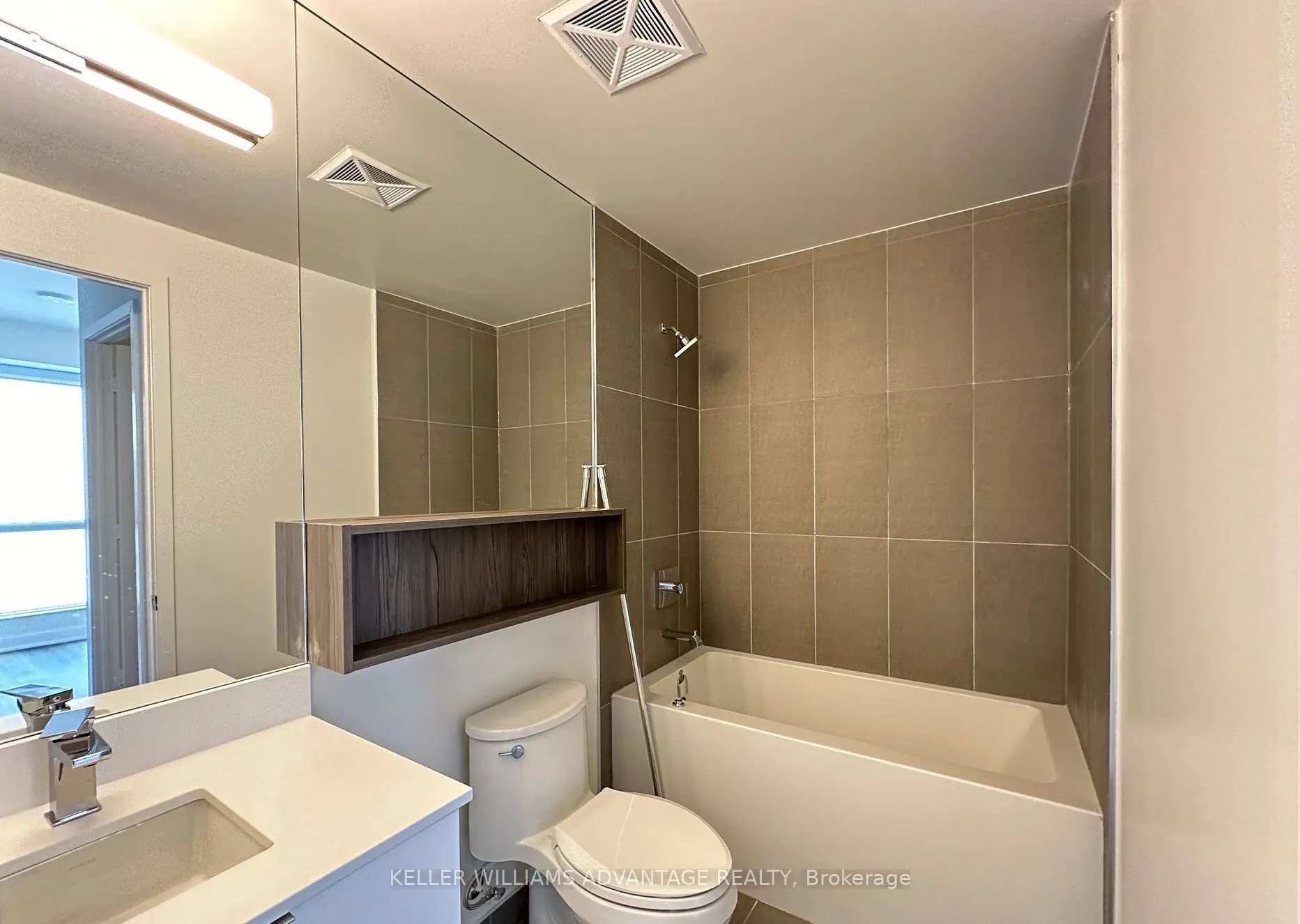 135 Lower Sherbourne Street, #771 W