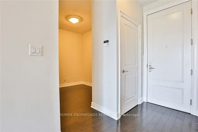 10 Bloorview Place, #716
