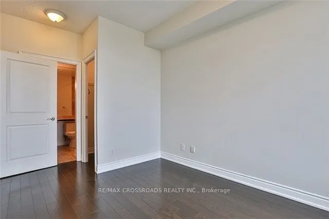 10 Bloorview Place, #716
