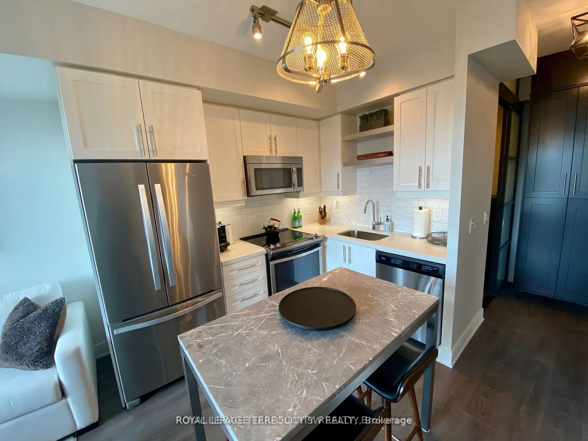 525 Adelaide Street W, #Lph28