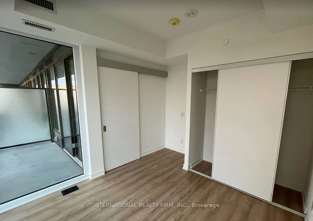 135 East Liberty Street, #1906