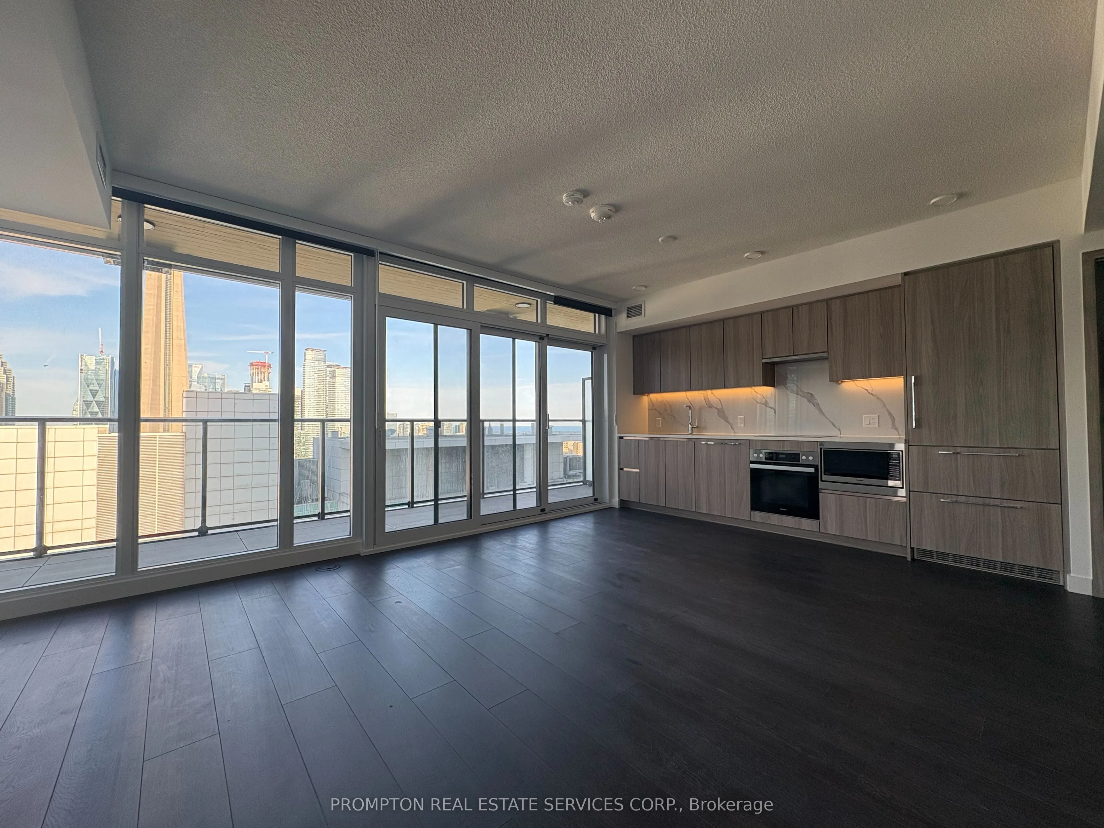 3 Concord Cityplace Way, #3803