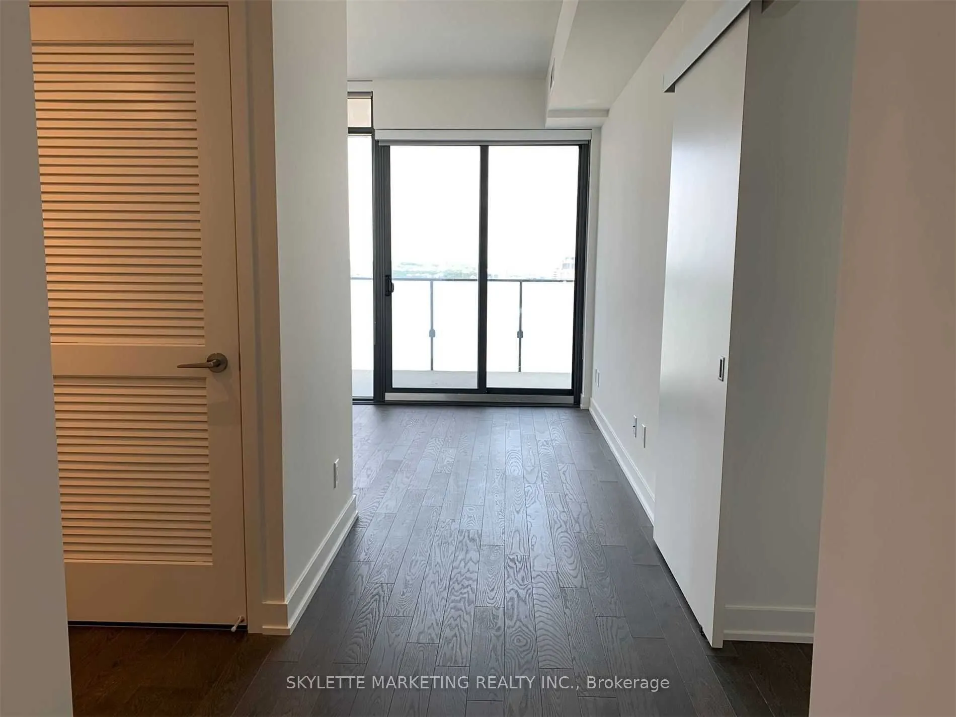 25 Richmond Street E, #2716