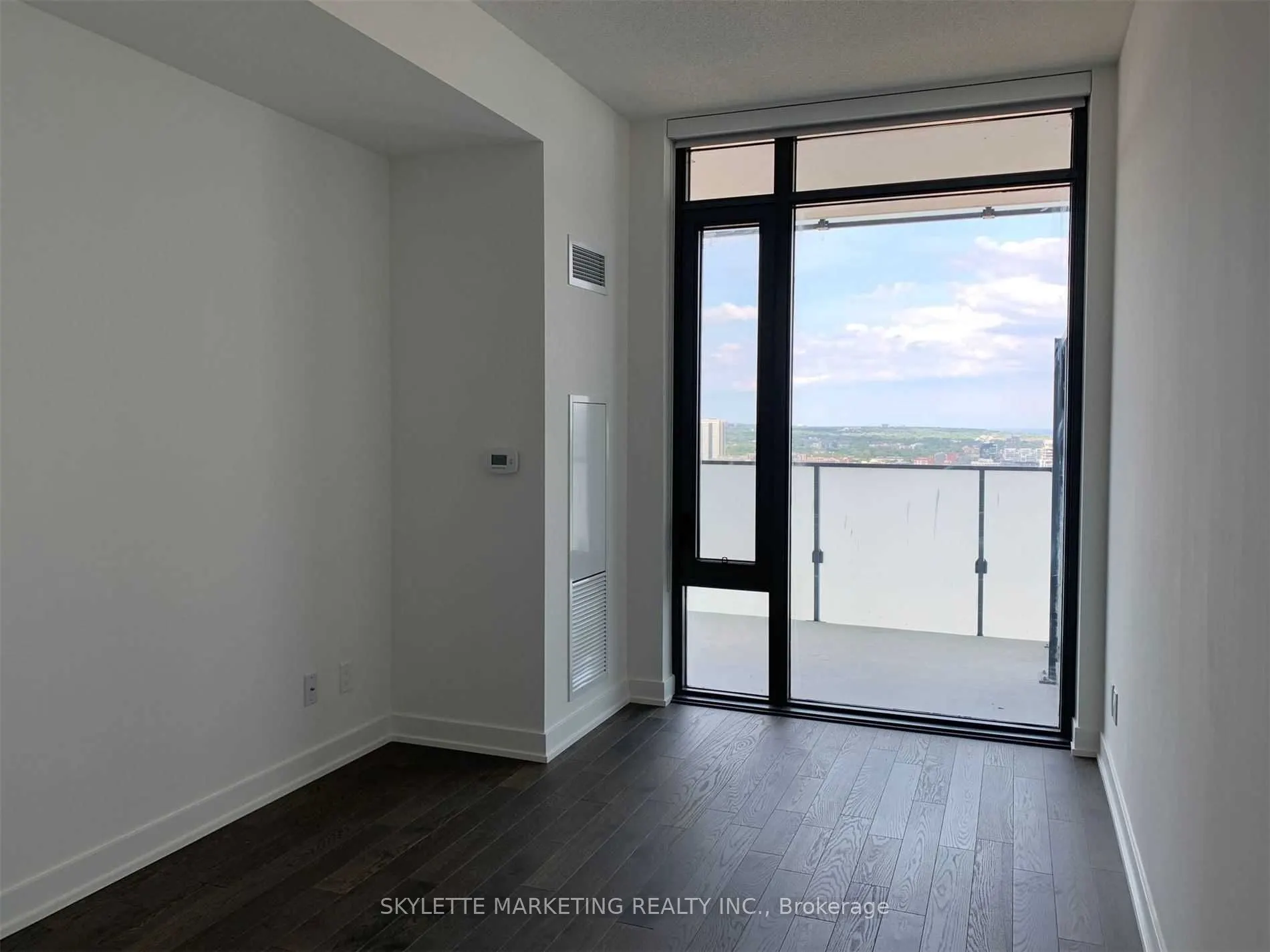 25 Richmond Street E, #2716