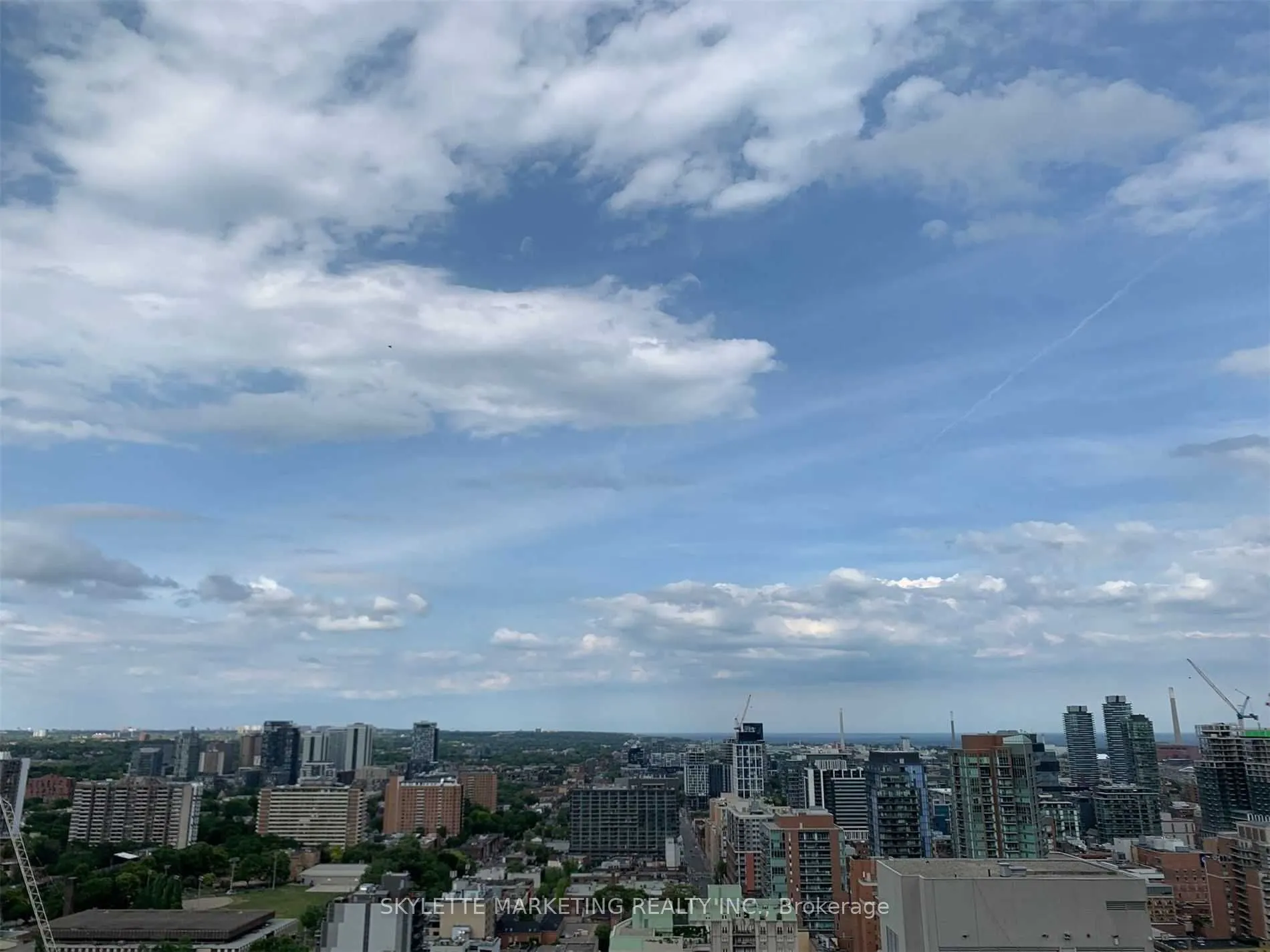 25 Richmond Street E, #2716