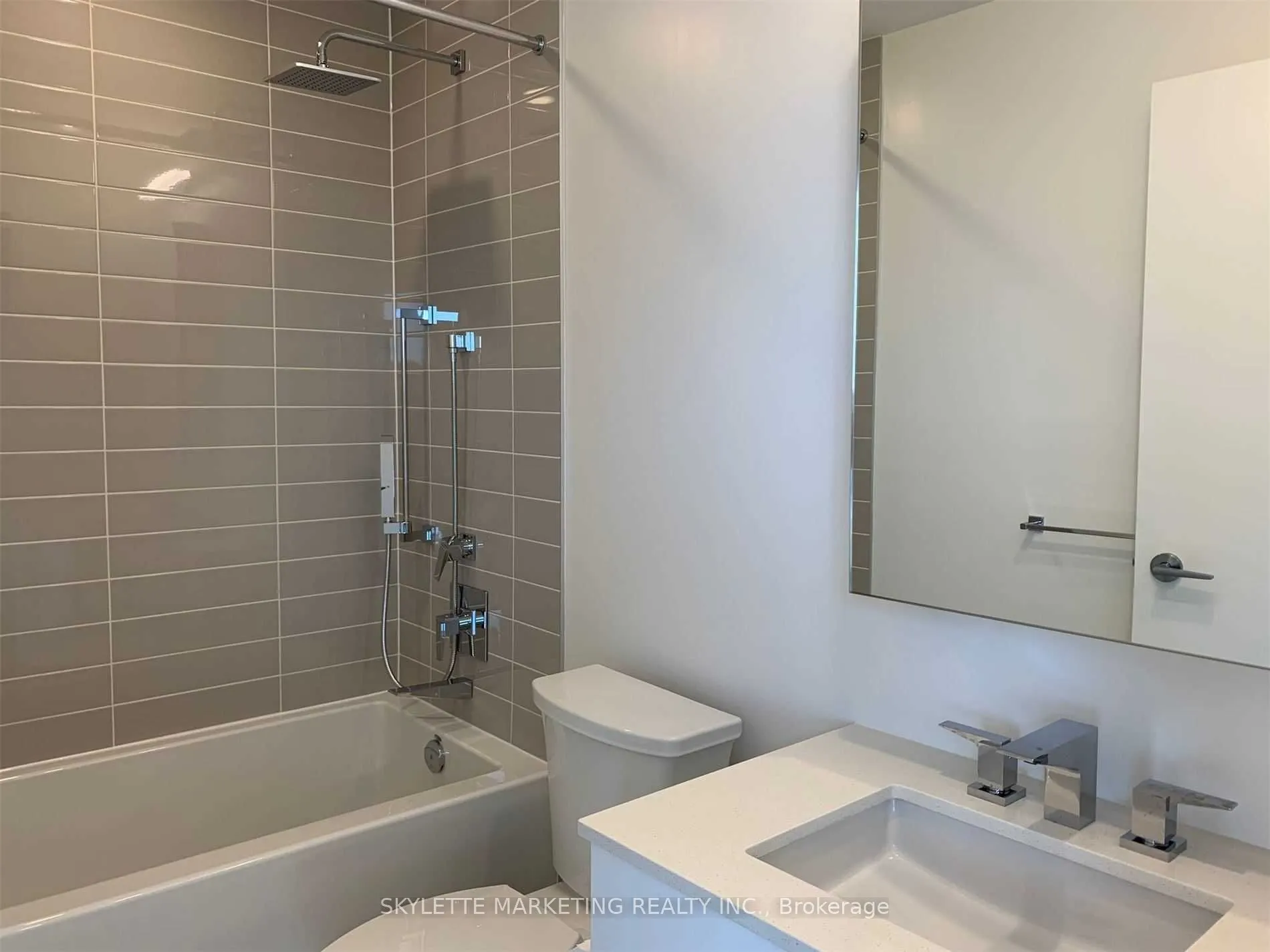 25 Richmond Street E, #2716