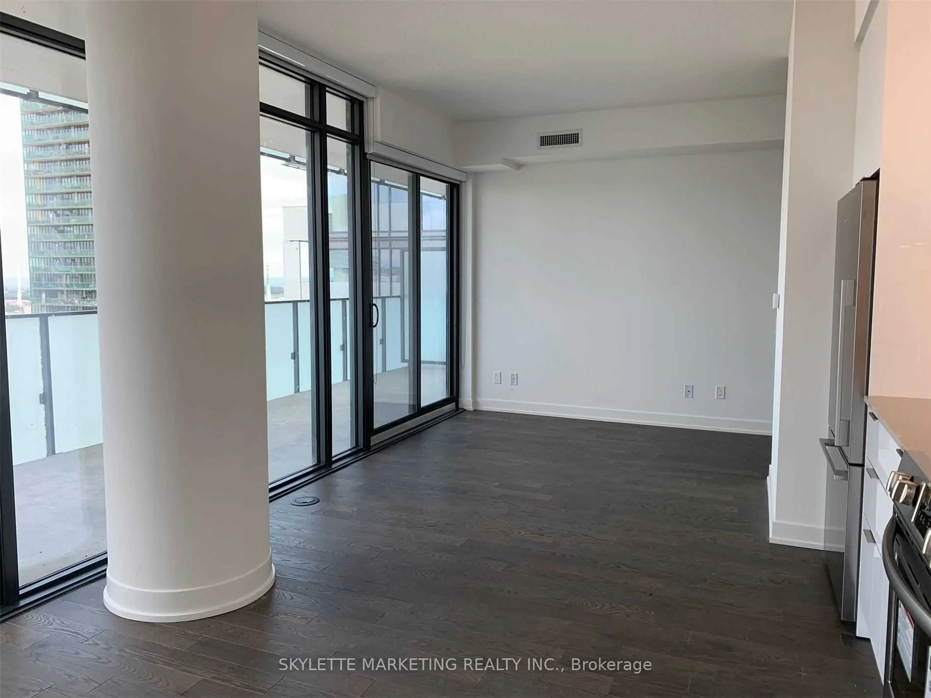 25 Richmond Street E, #2716