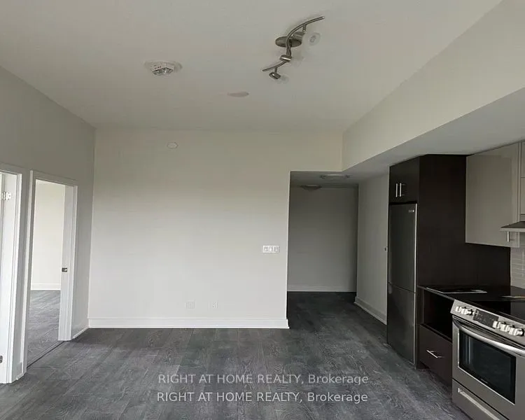 188 Fairview Mall Drive, #515