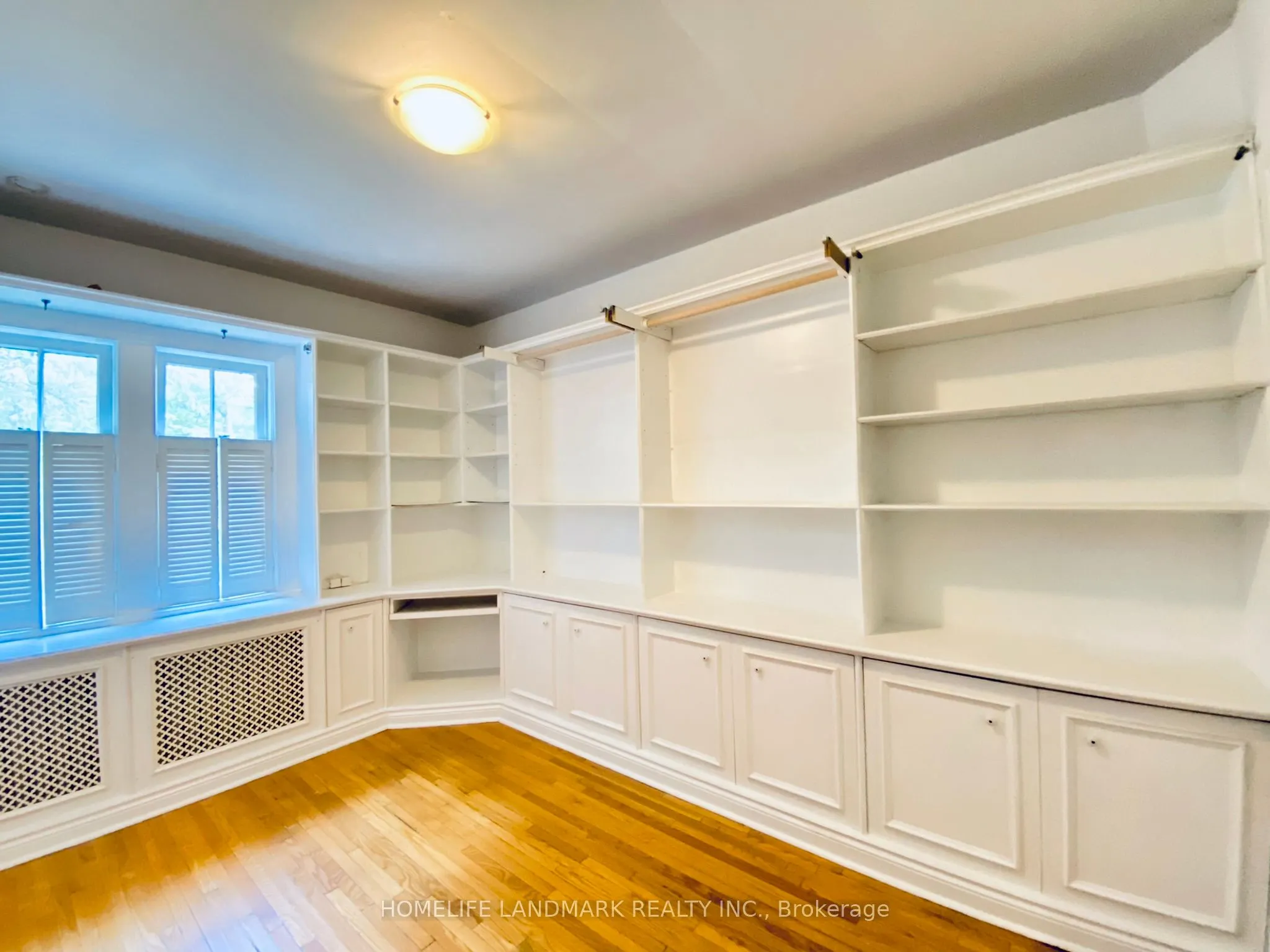 256 Oriole Parkway, #Upper