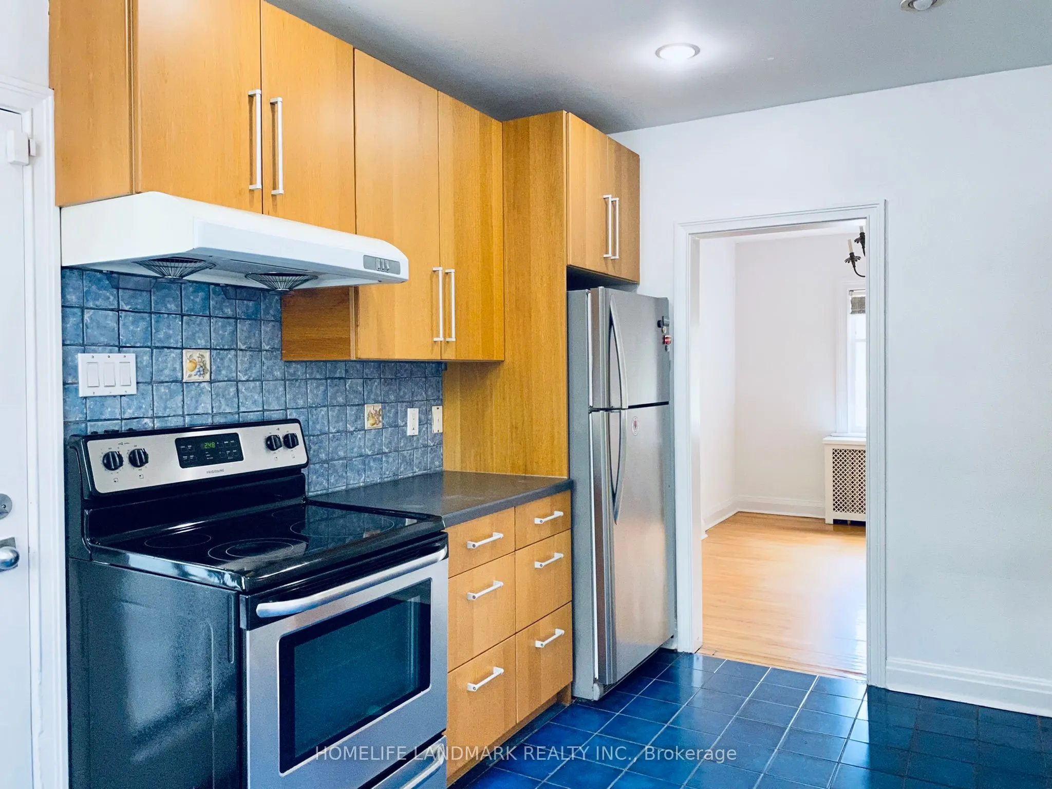 256 Oriole Parkway, #Upper