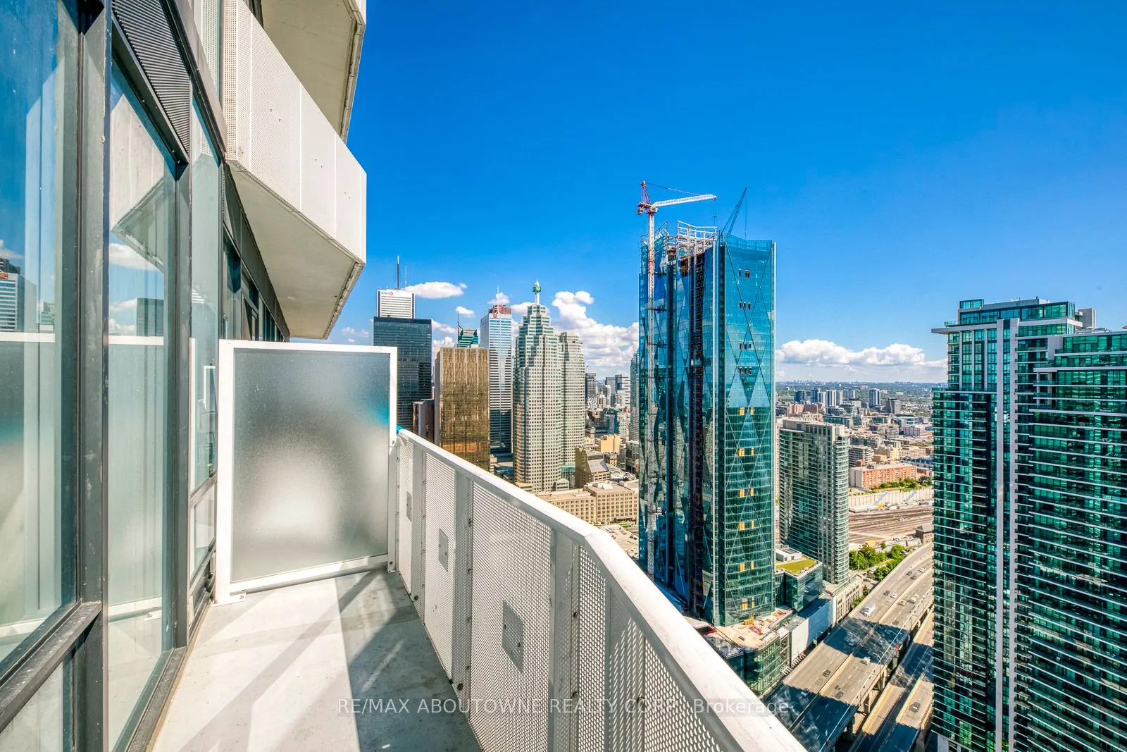 88 Harbour Street, #4906