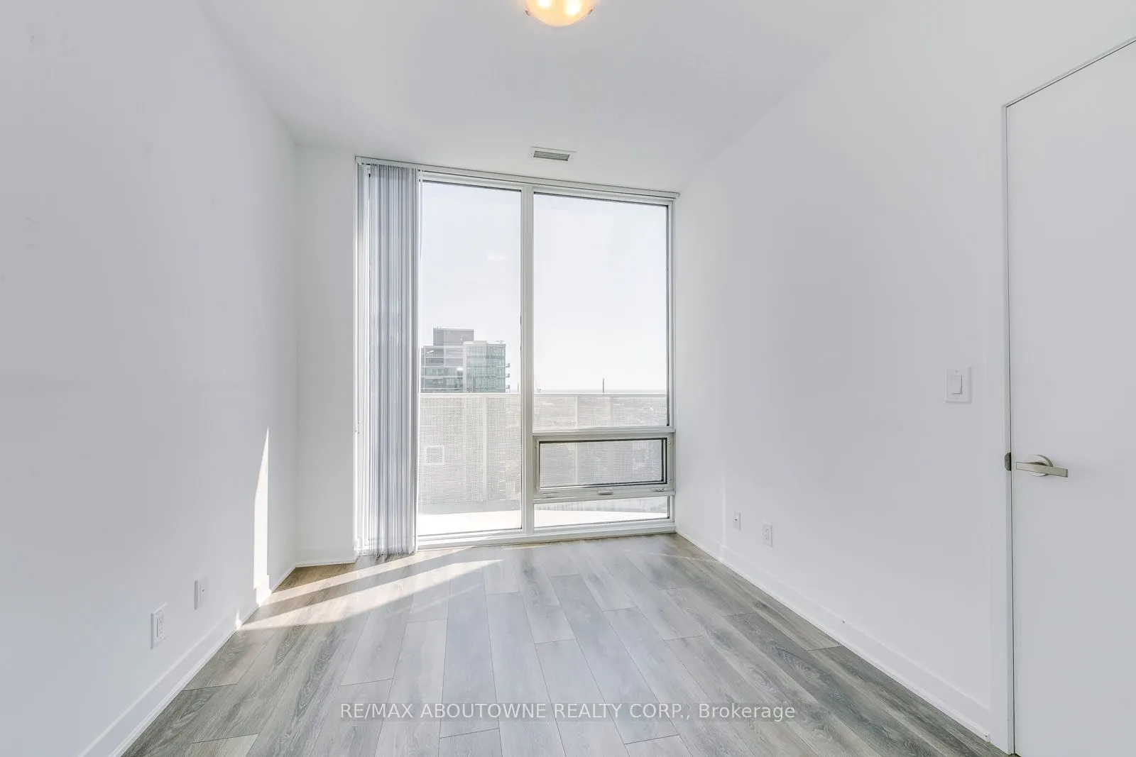 88 Harbour Street, #4906