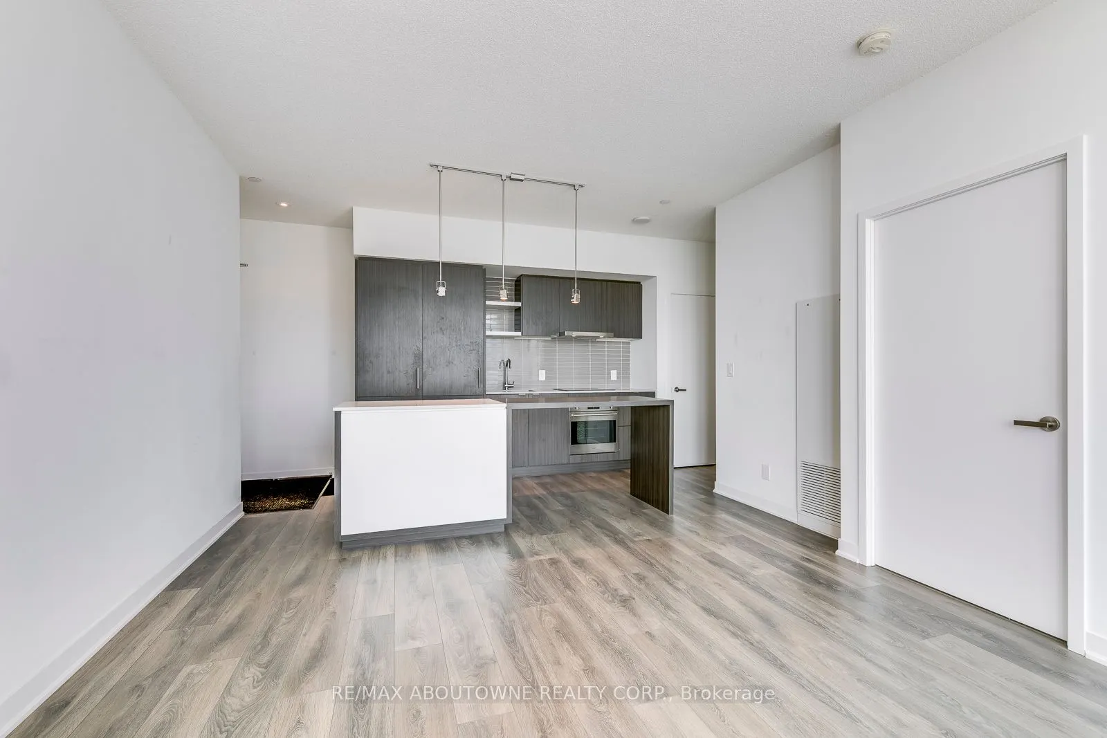 88 Harbour Street, #4906