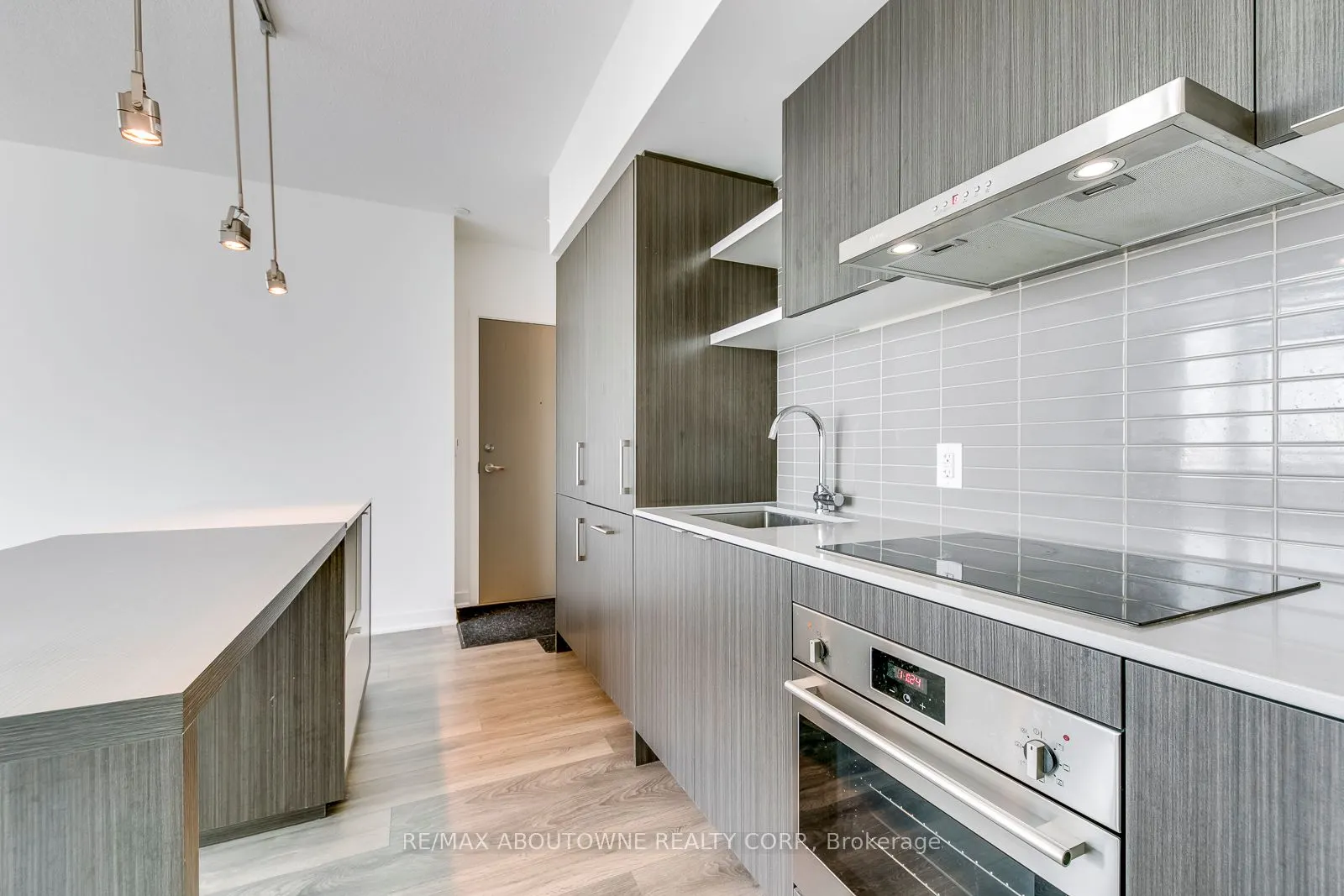88 Harbour Street, #4906