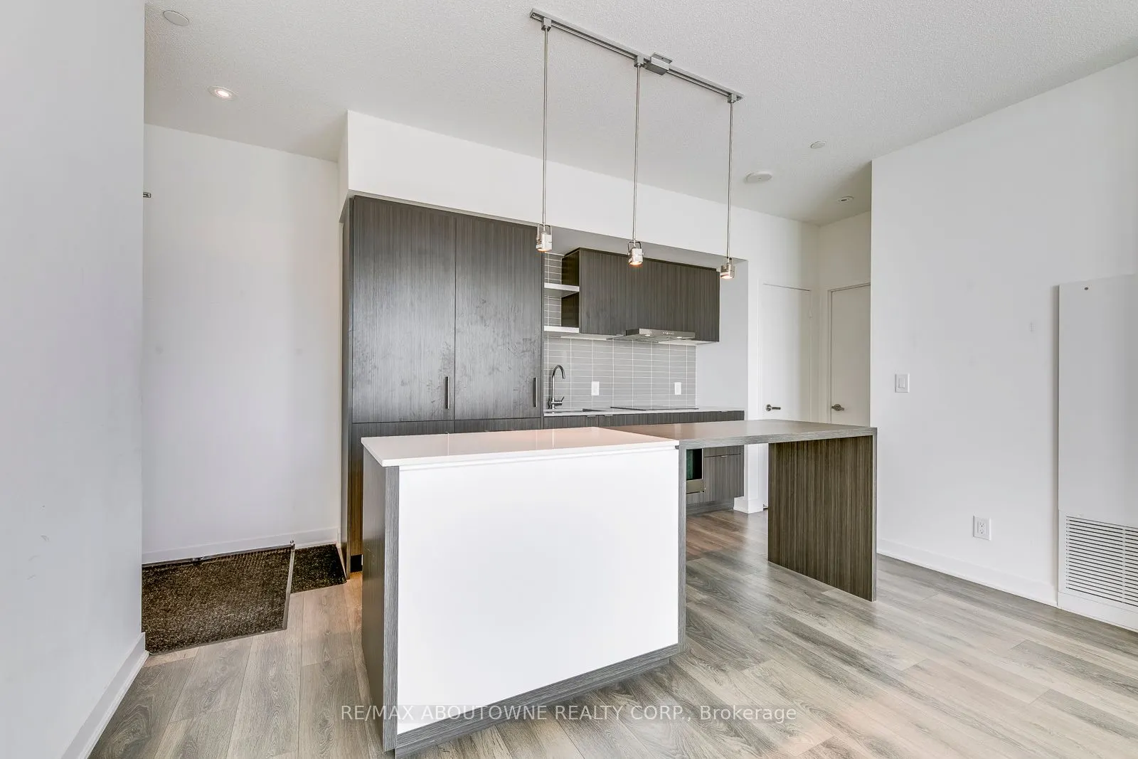 88 Harbour Street, #4906